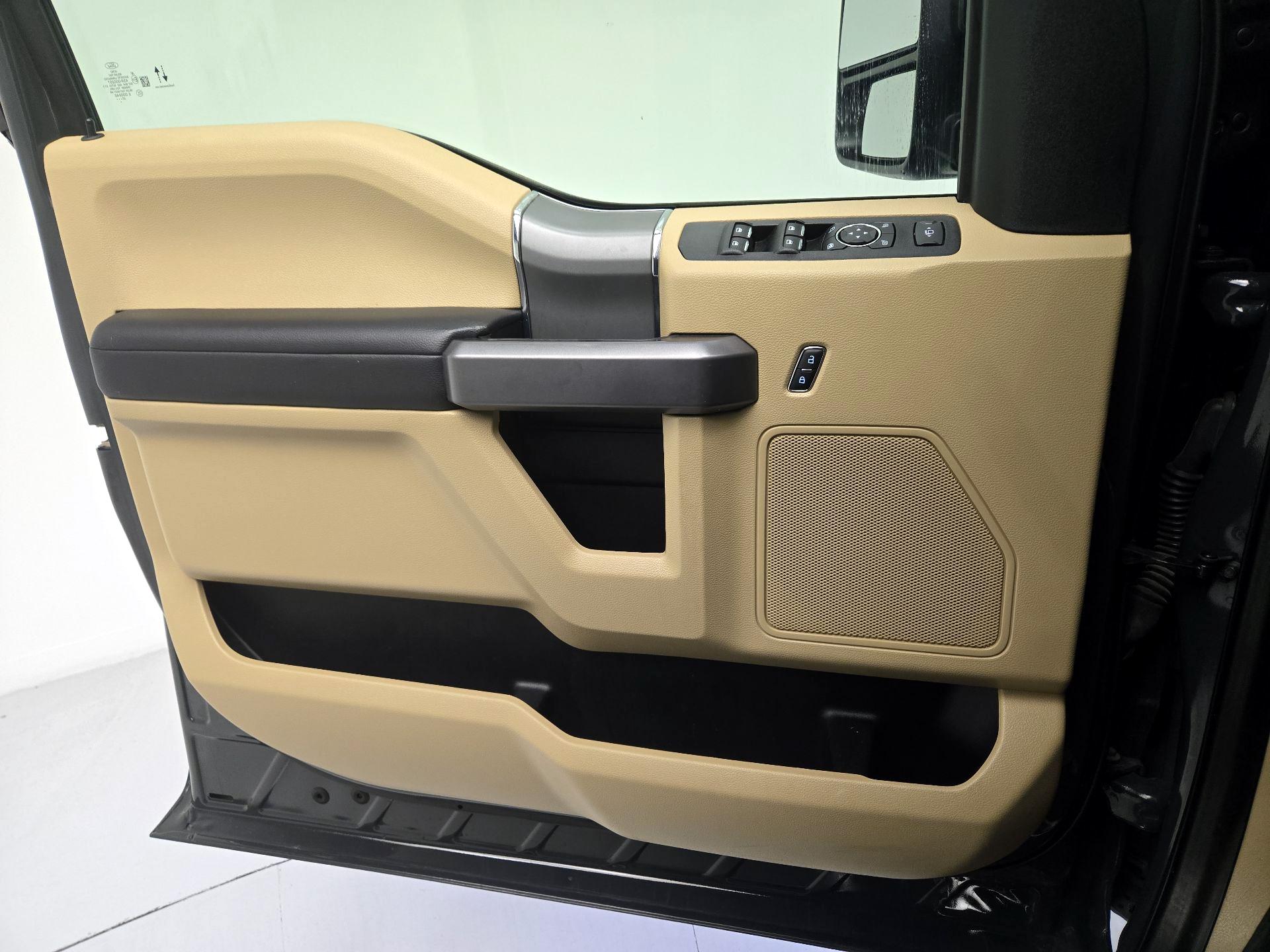 Thumbnail: 2021 Ford F-250 - 12