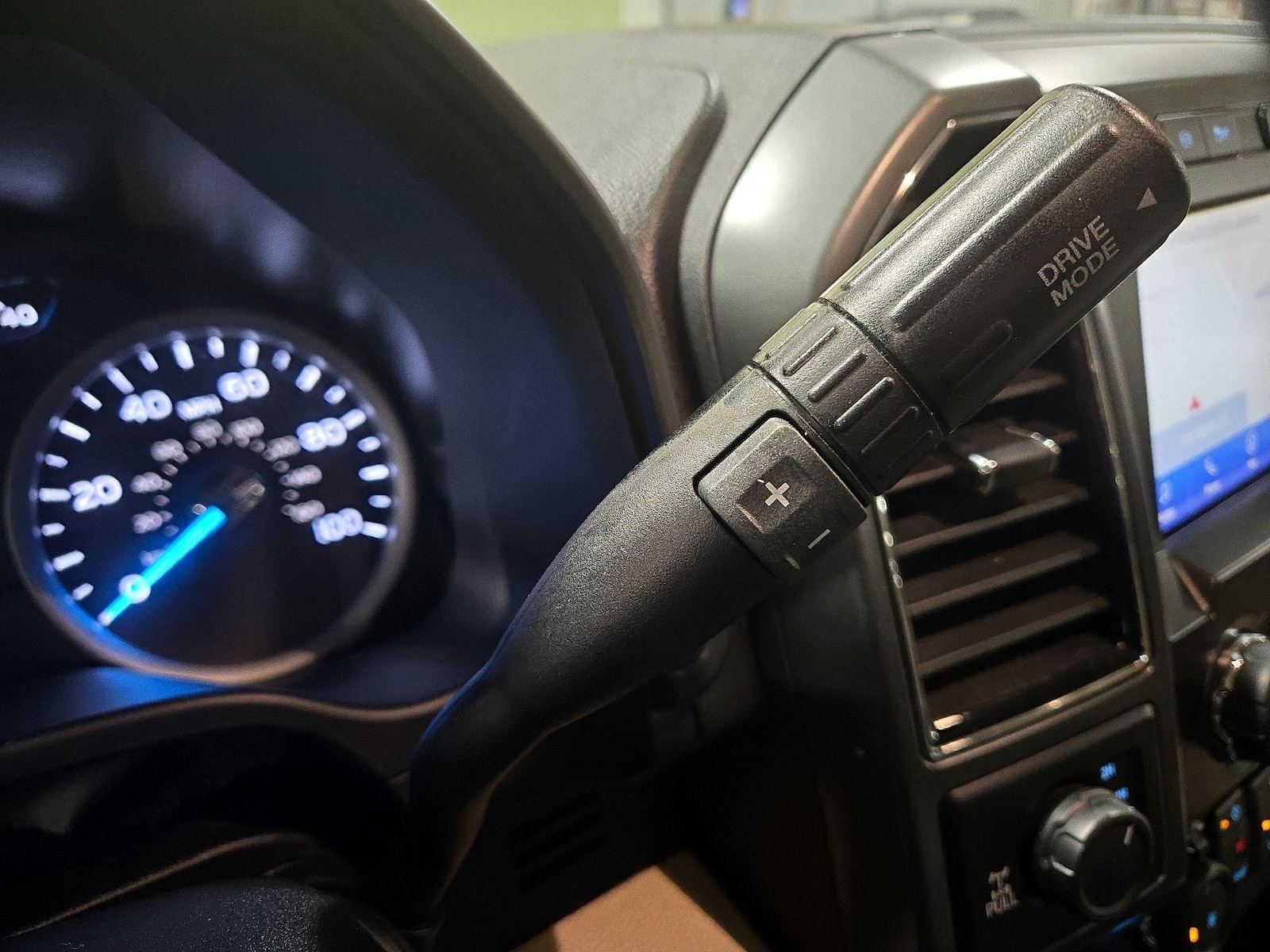 2021 Ford F-250 Super Duty XLT - Photo 18
