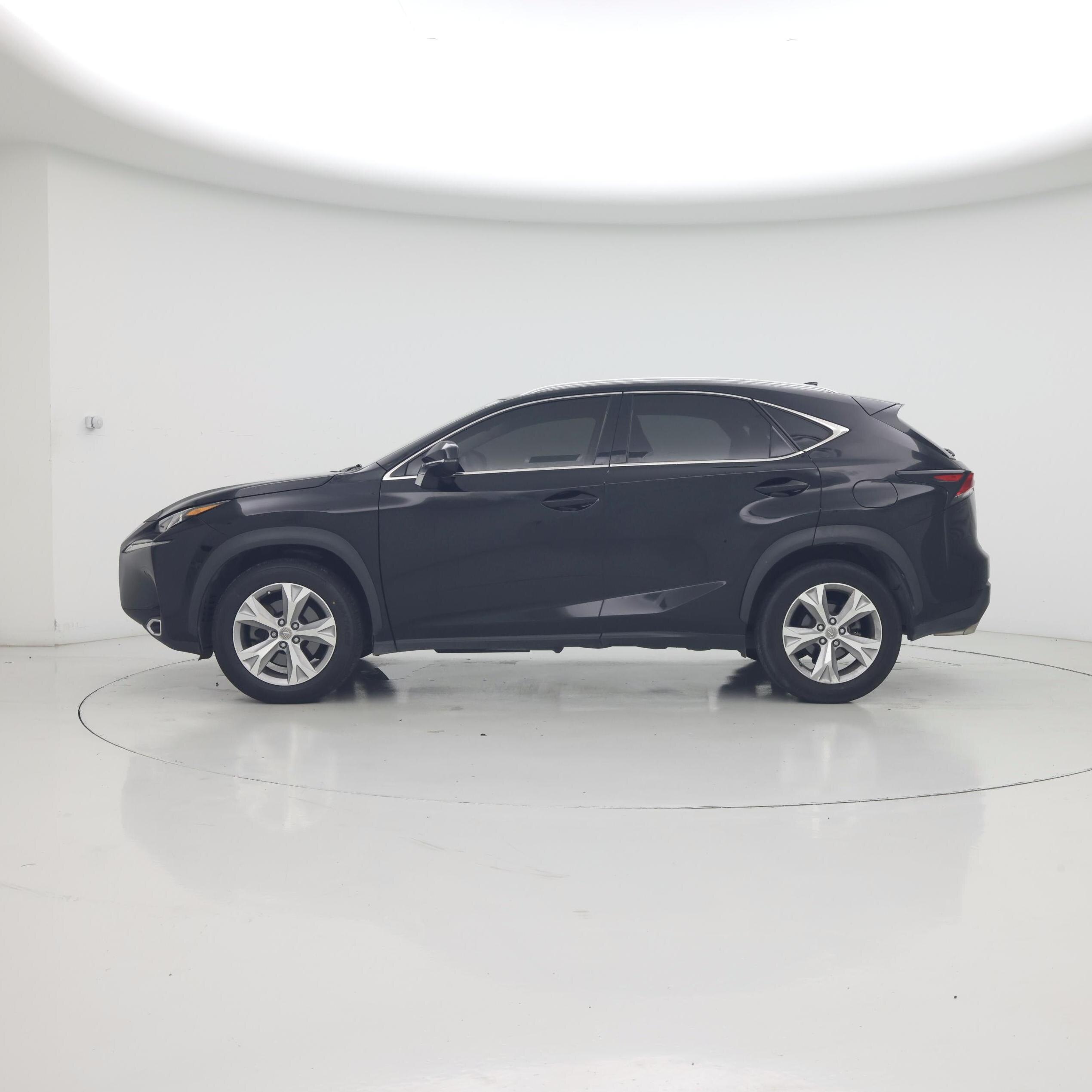 Thumbnail: 2017 Lexus NX - 3