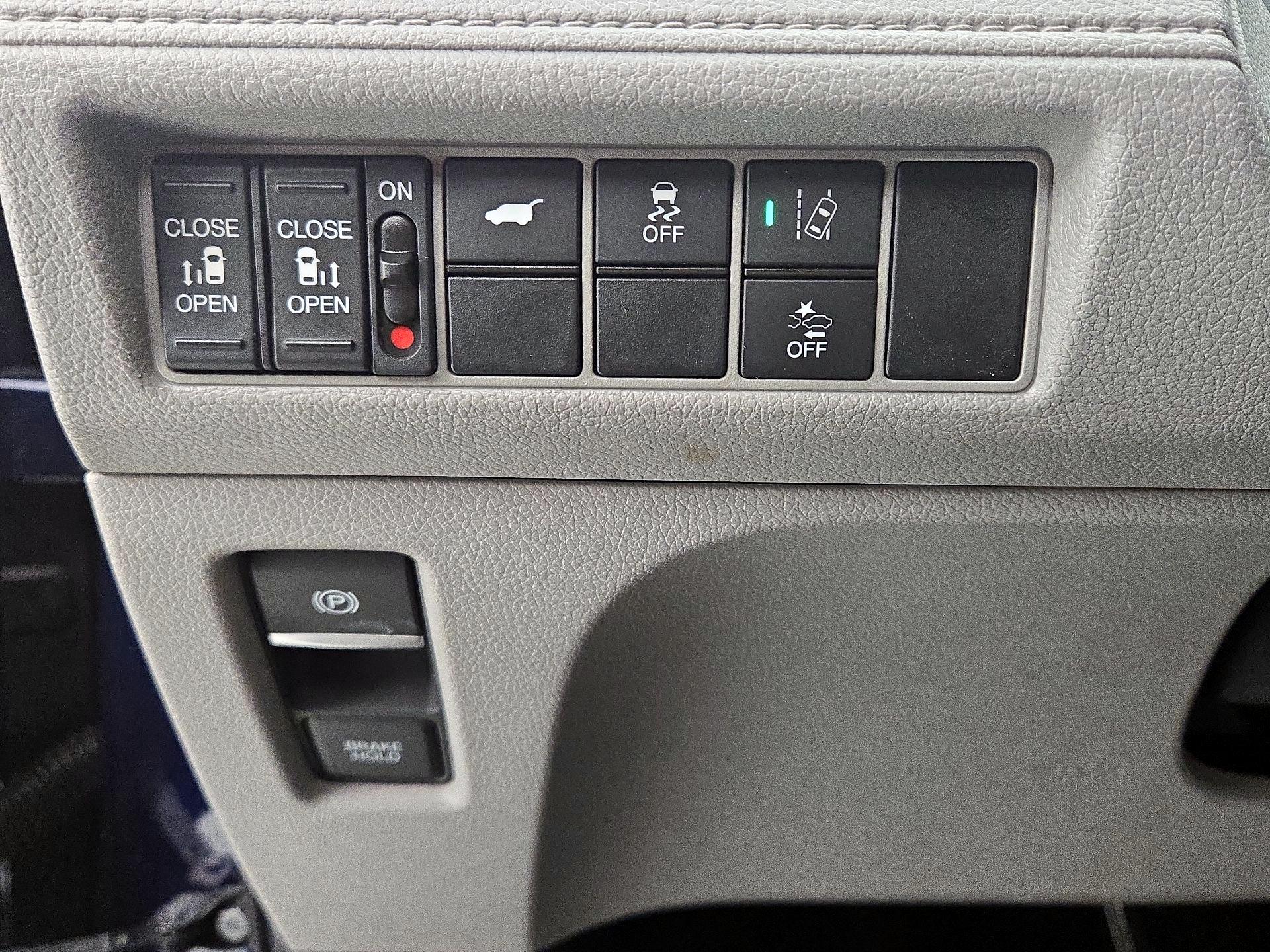 Thumbnail: 2019 Honda Odyssey - 13