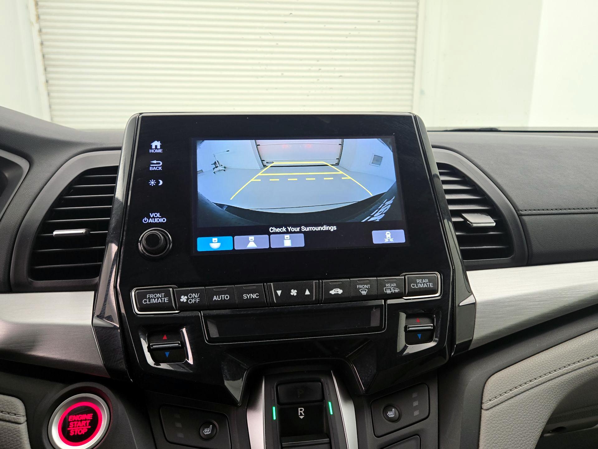 Thumbnail: 2019 Honda Odyssey - 14