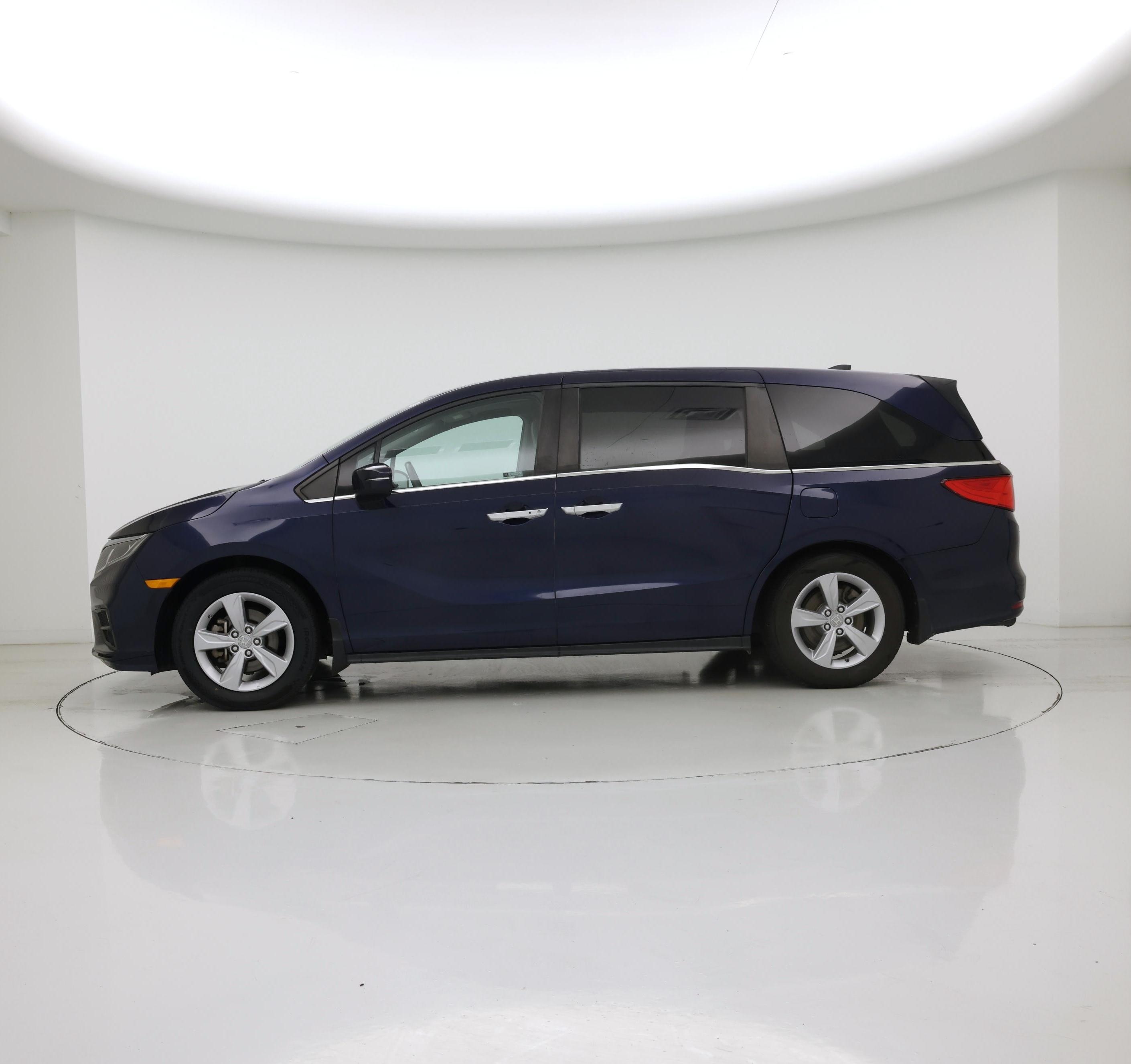 Thumbnail: 2019 Honda Odyssey - 3