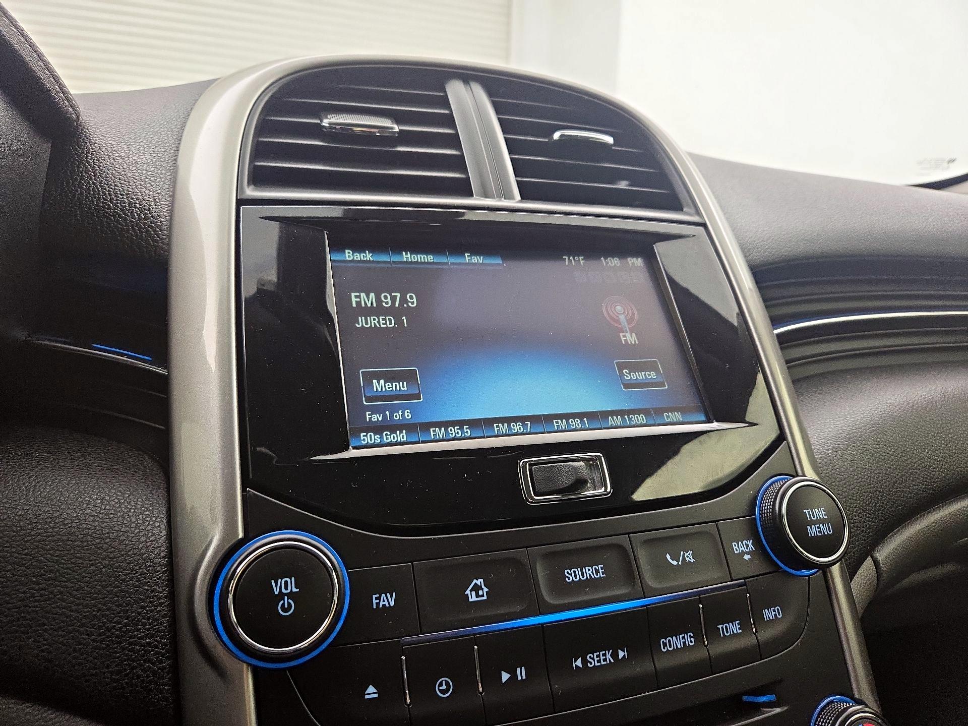 Thumbnail: 2014 Chevrolet Malibu - 15