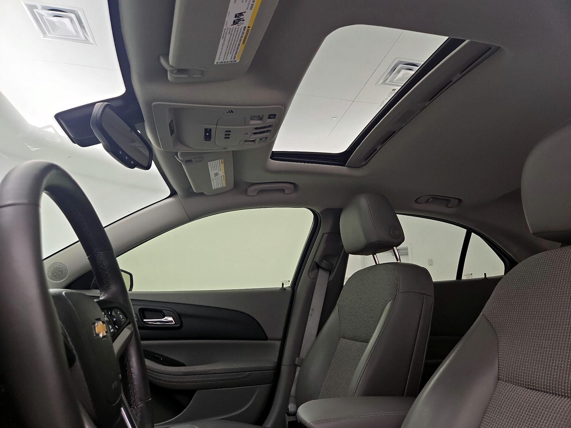 Thumbnail: 2014 Chevrolet Malibu - 19