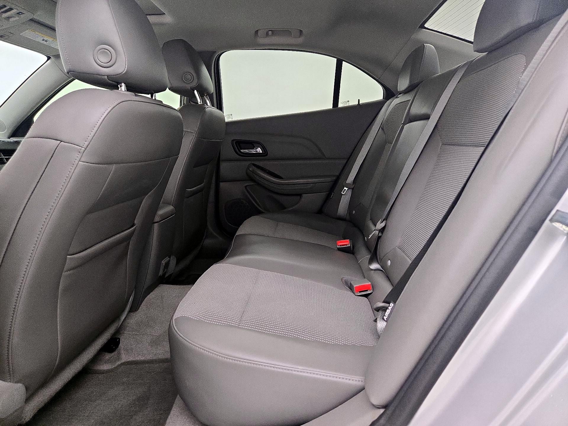 Thumbnail: 2014 Chevrolet Malibu - 20