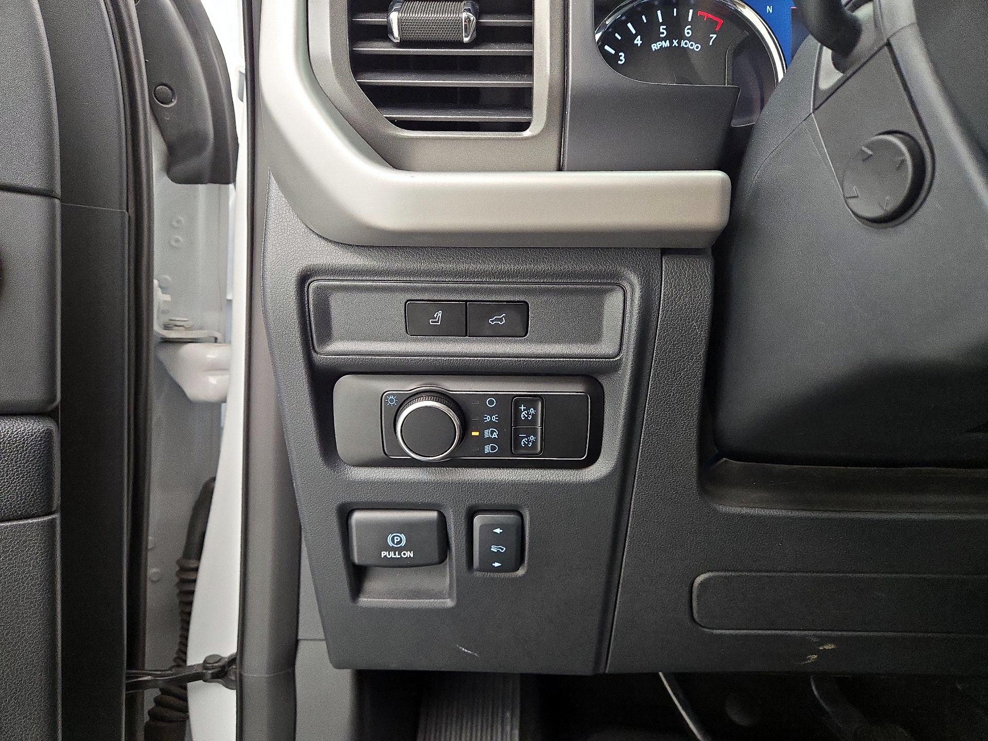 Thumbnail: 2024 Ford Expedition - 13