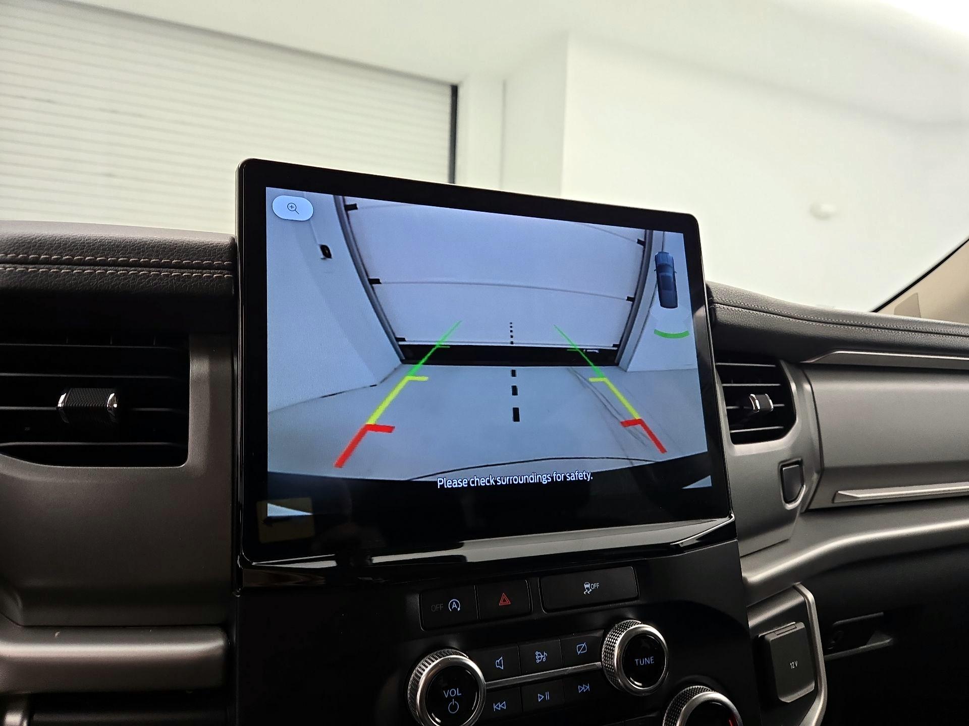 Thumbnail: 2024 Ford Expedition - 15