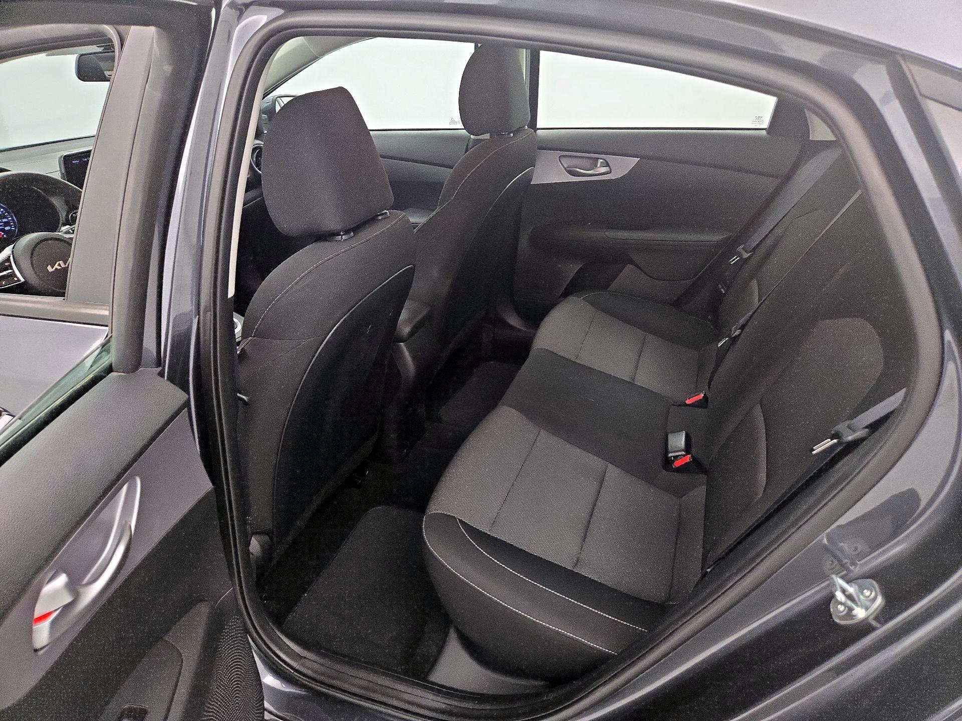 Thumbnail: 2024 Kia Forte - 19