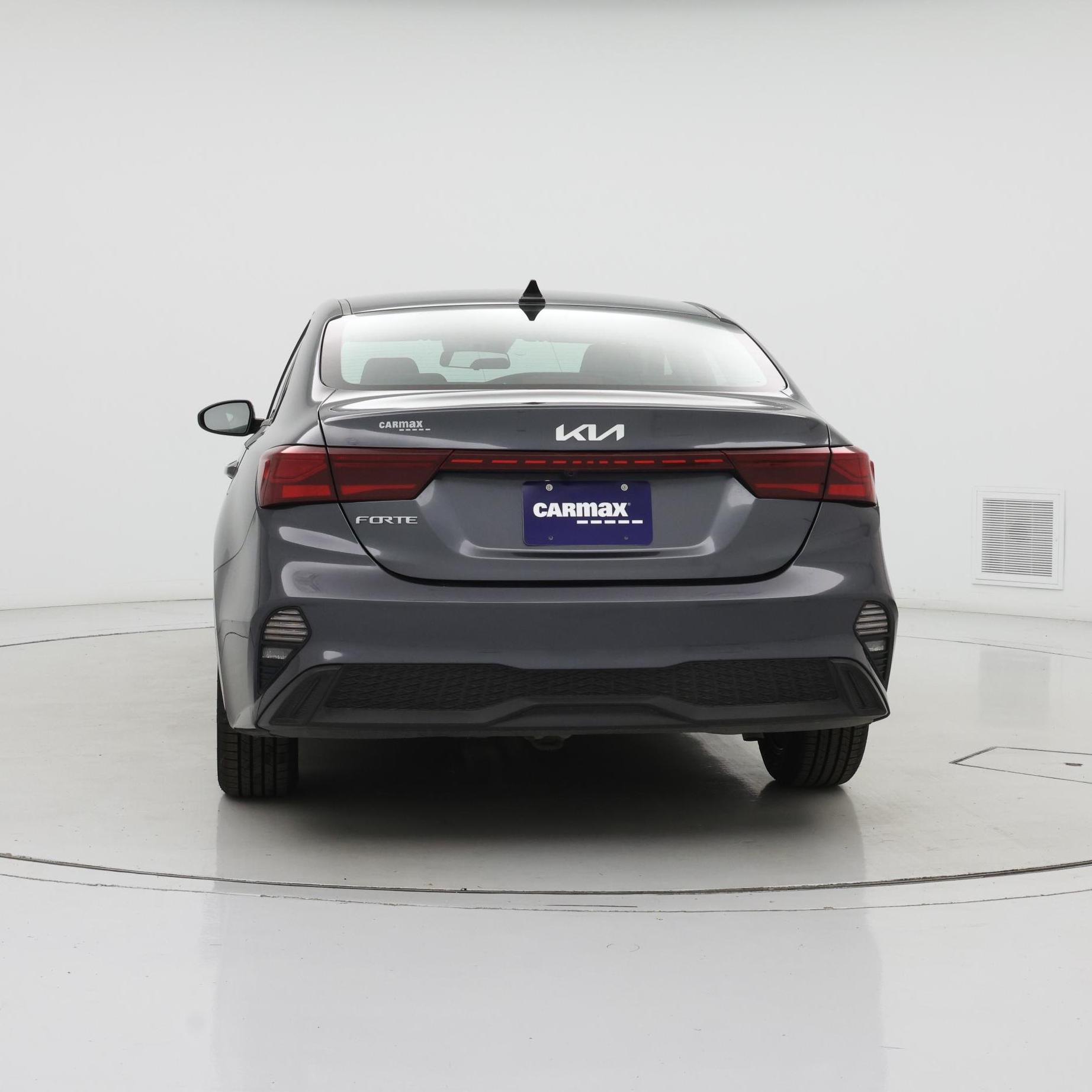 Thumbnail: 2024 Kia Forte - 6