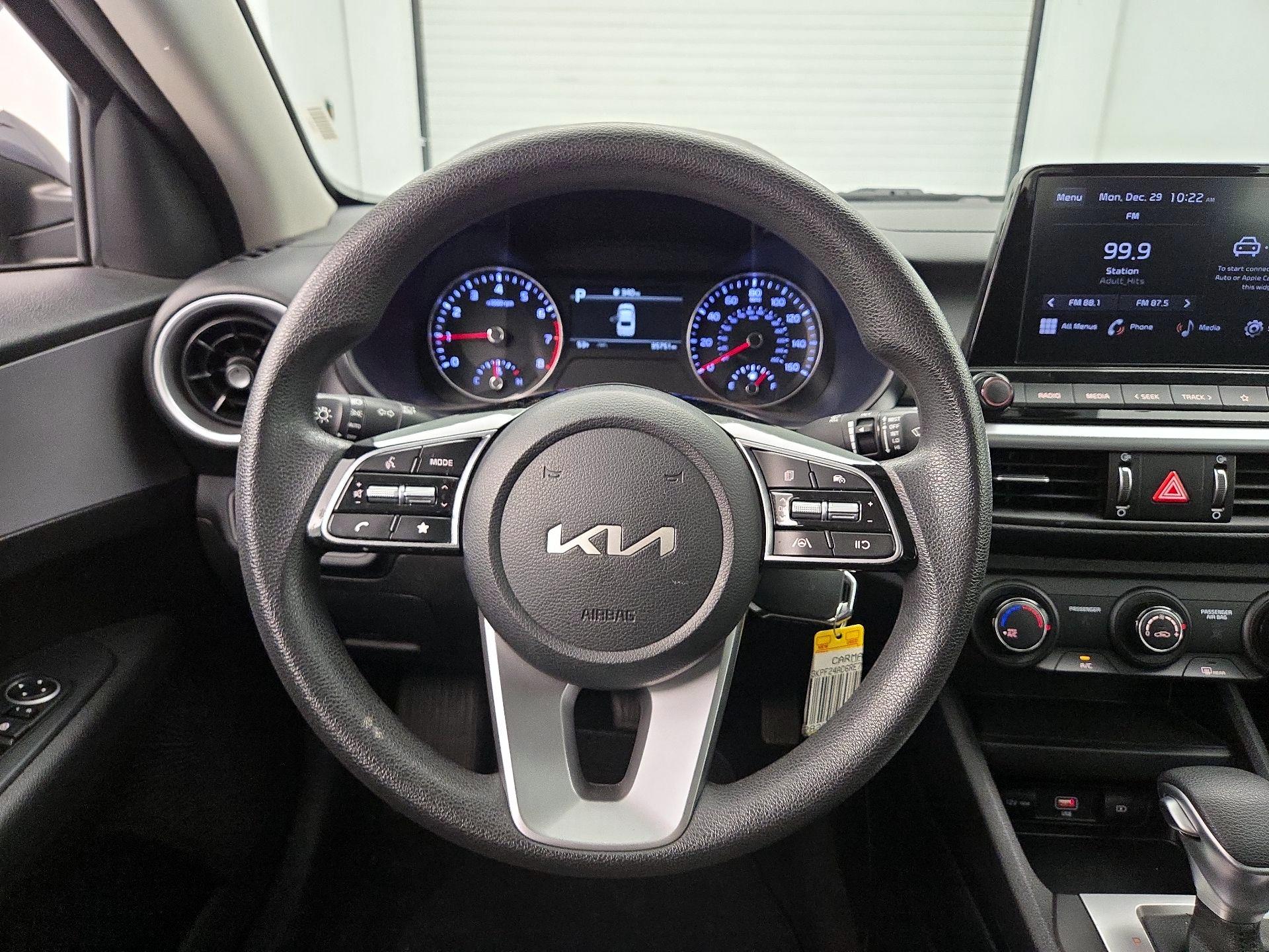 Thumbnail: 2024 Kia Forte - 10