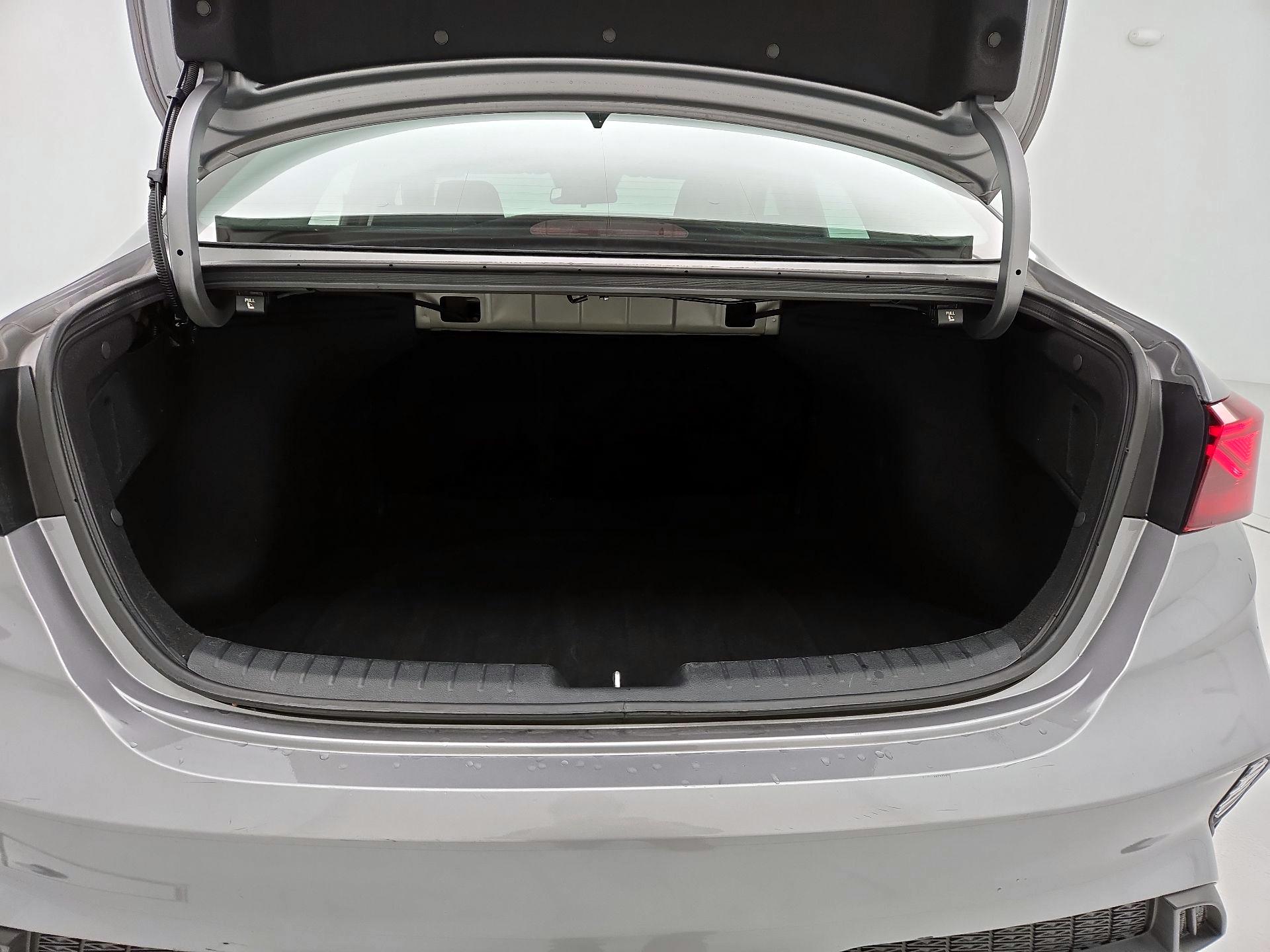 Thumbnail: 2024 Kia Forte - 20