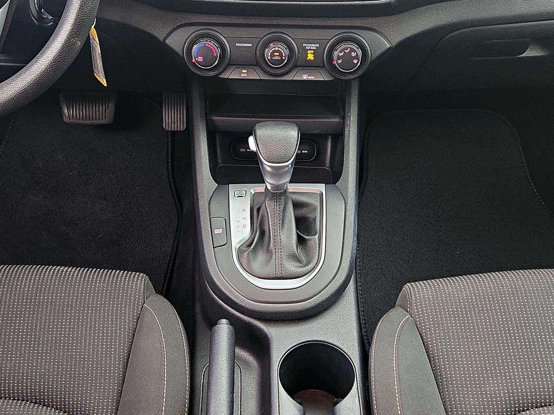 Thumbnail: 2021 Kia Forte - 17
