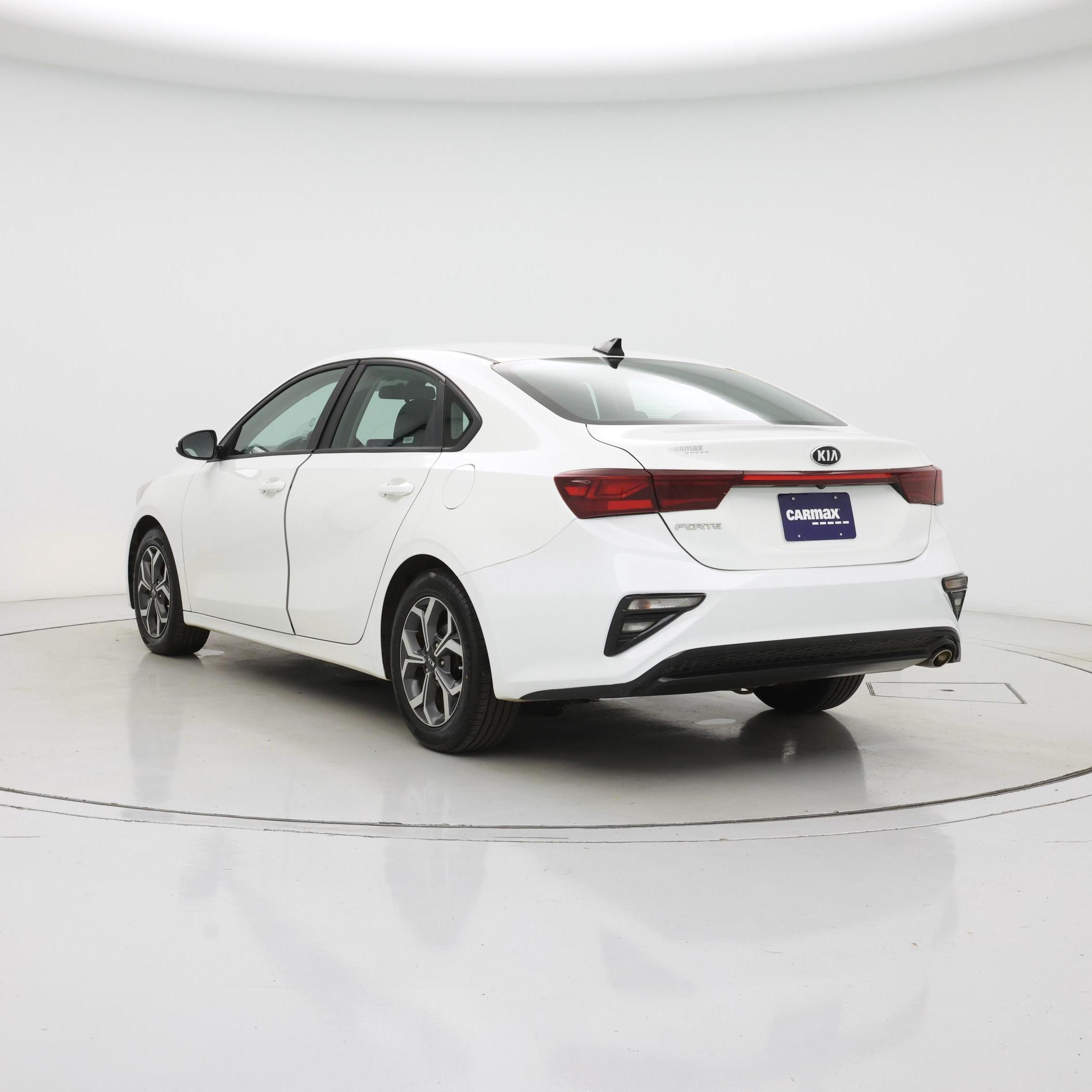 Thumbnail: 2021 Kia Forte - 2