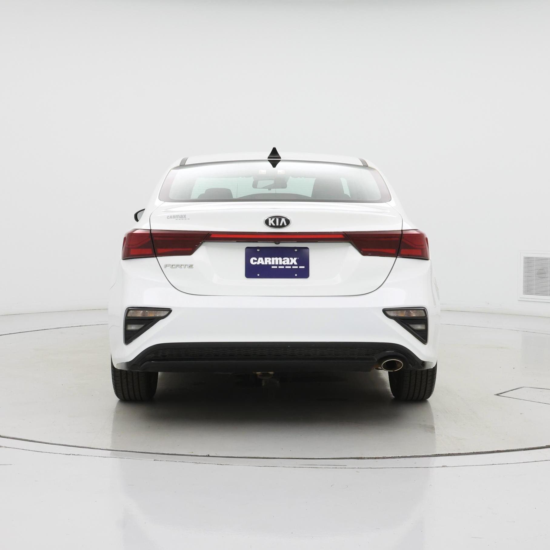 Thumbnail: 2021 Kia Forte - 6