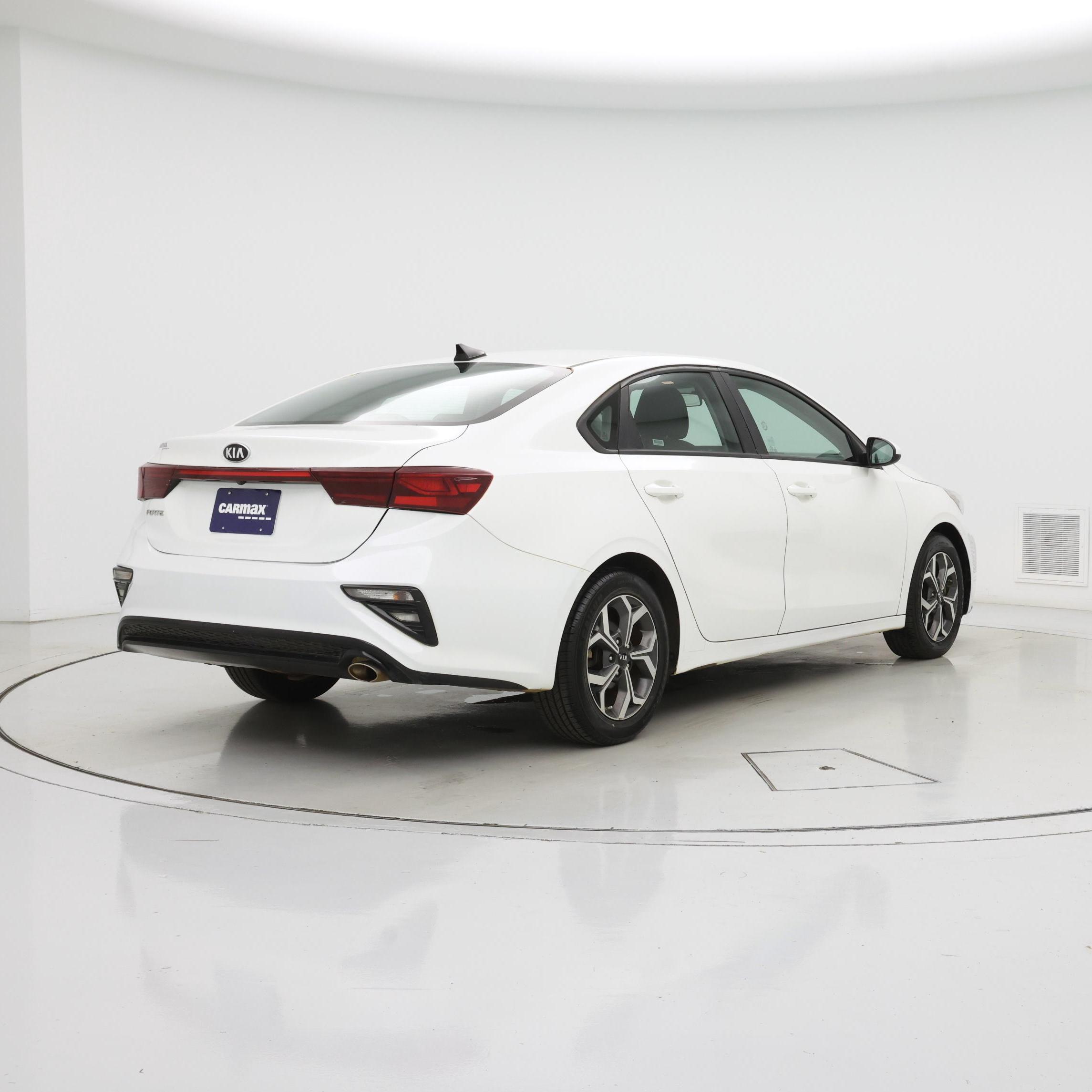 Thumbnail: 2021 Kia Forte - 8