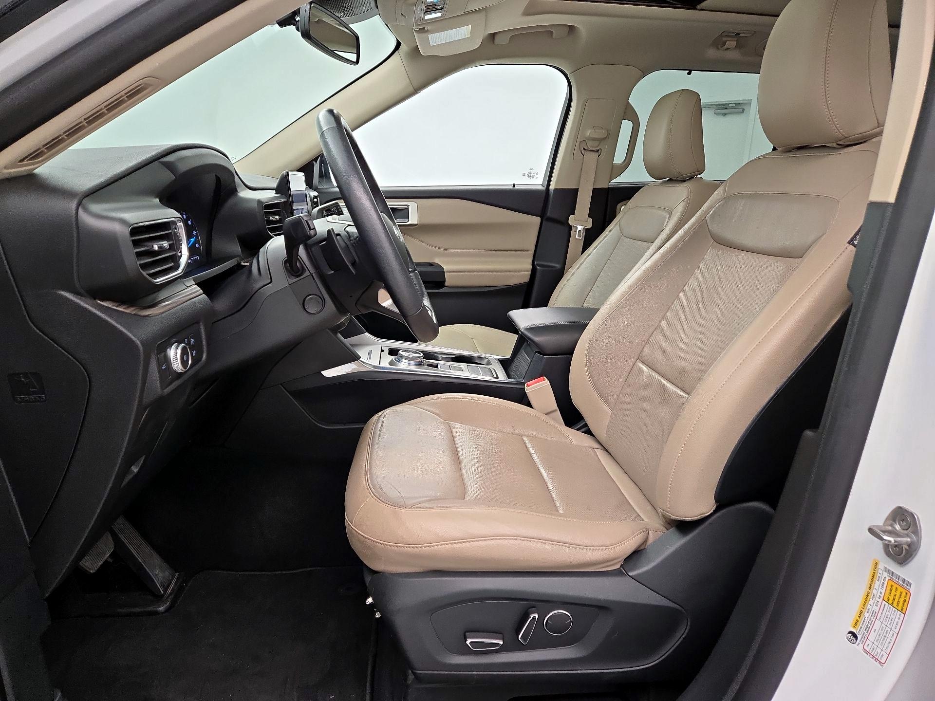 Thumbnail: 2020 Ford Explorer - 11