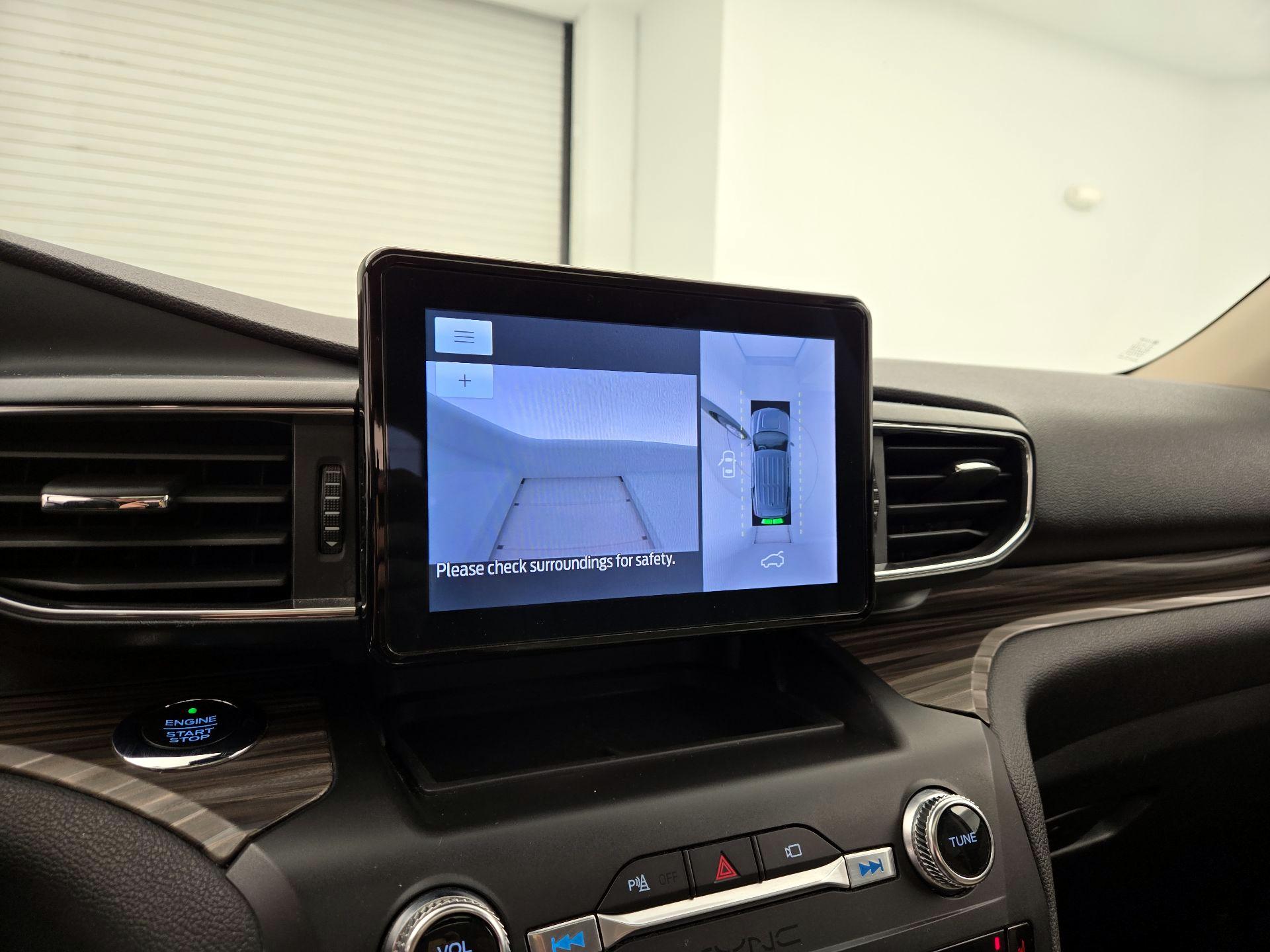 Thumbnail: 2020 Ford Explorer - 15