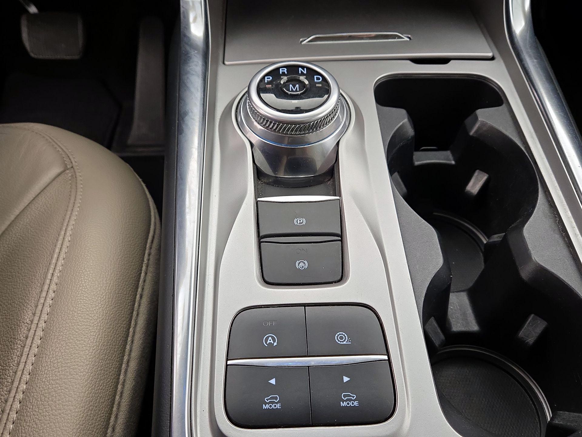 Thumbnail: 2020 Ford Explorer - 18