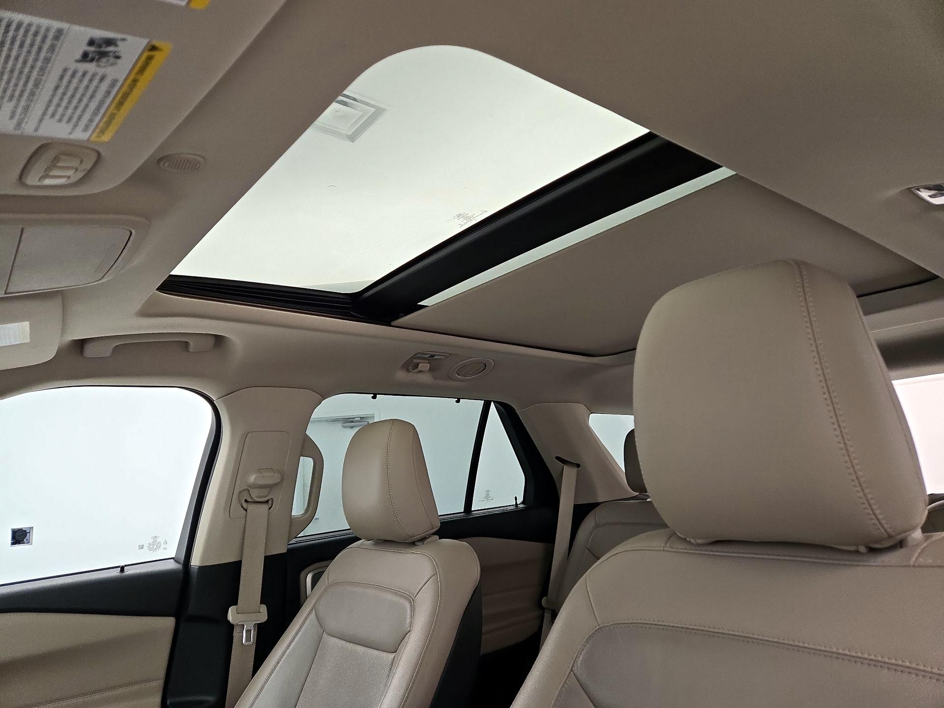 Thumbnail: 2020 Ford Explorer - 20