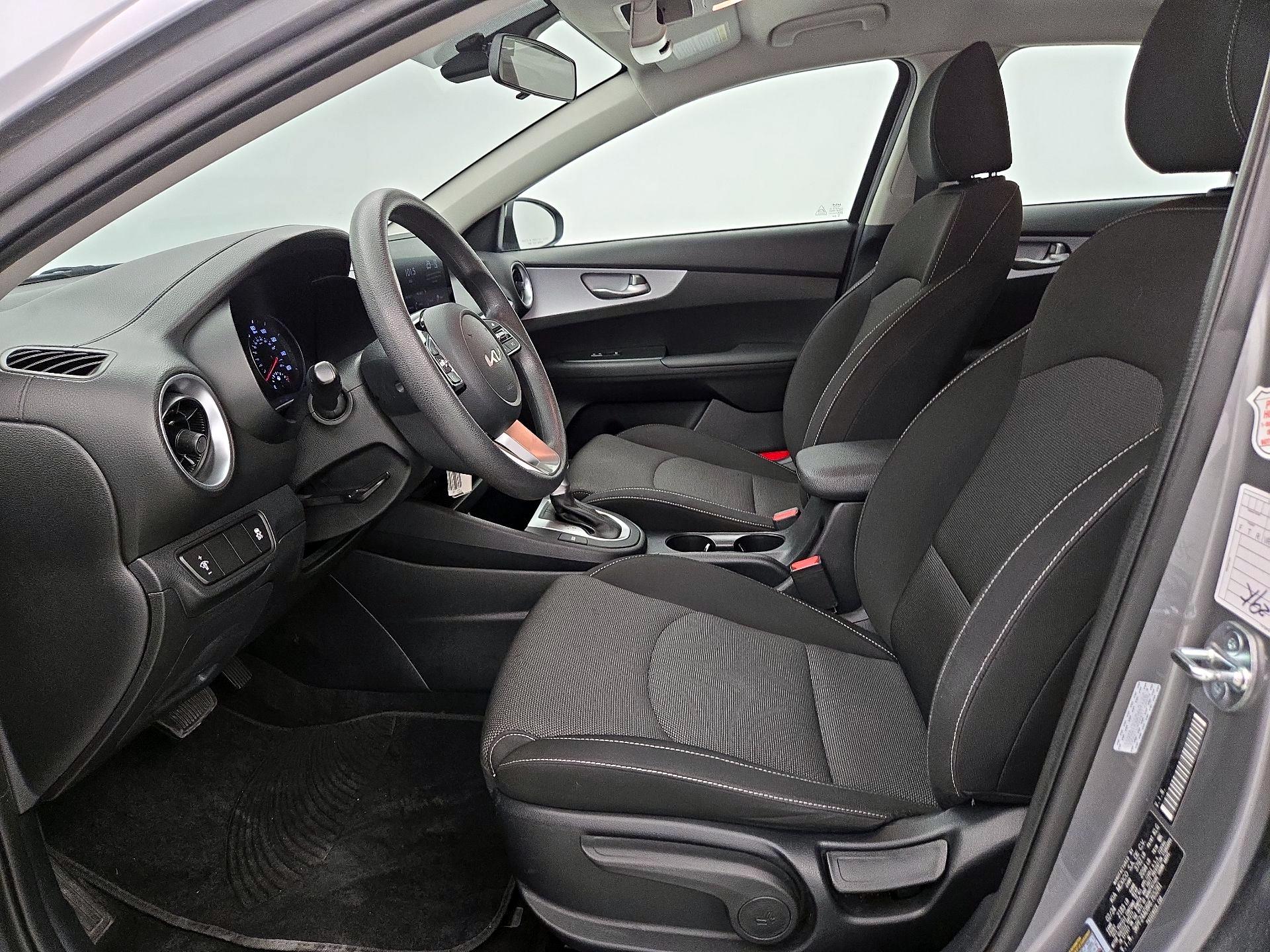 Thumbnail: 2024 Kia Forte - 11