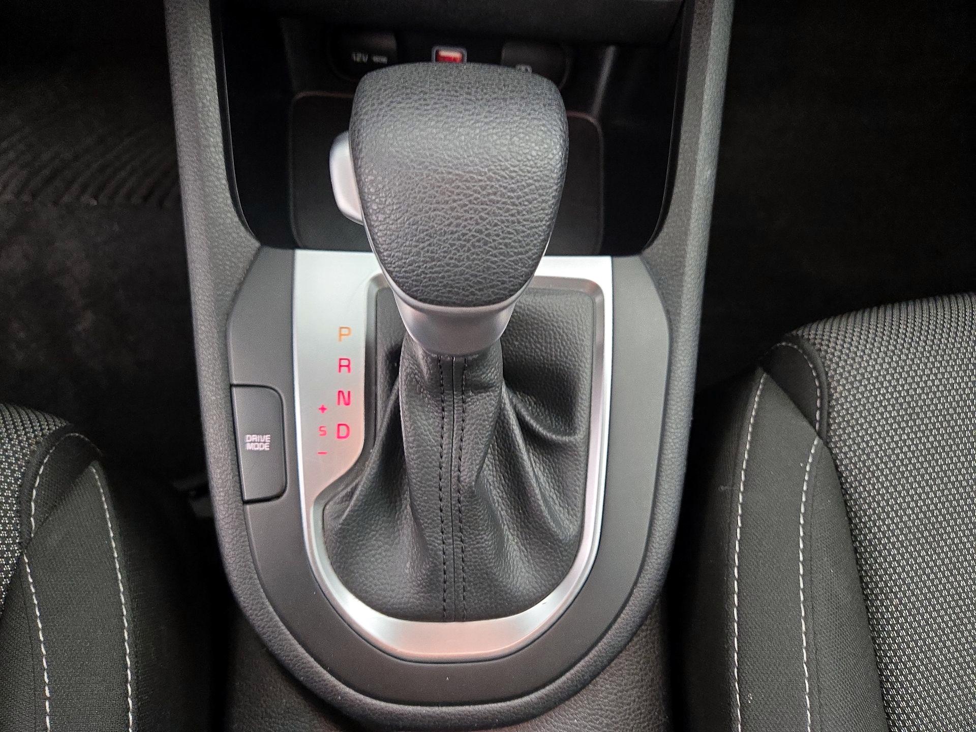 Thumbnail: 2024 Kia Forte - 17