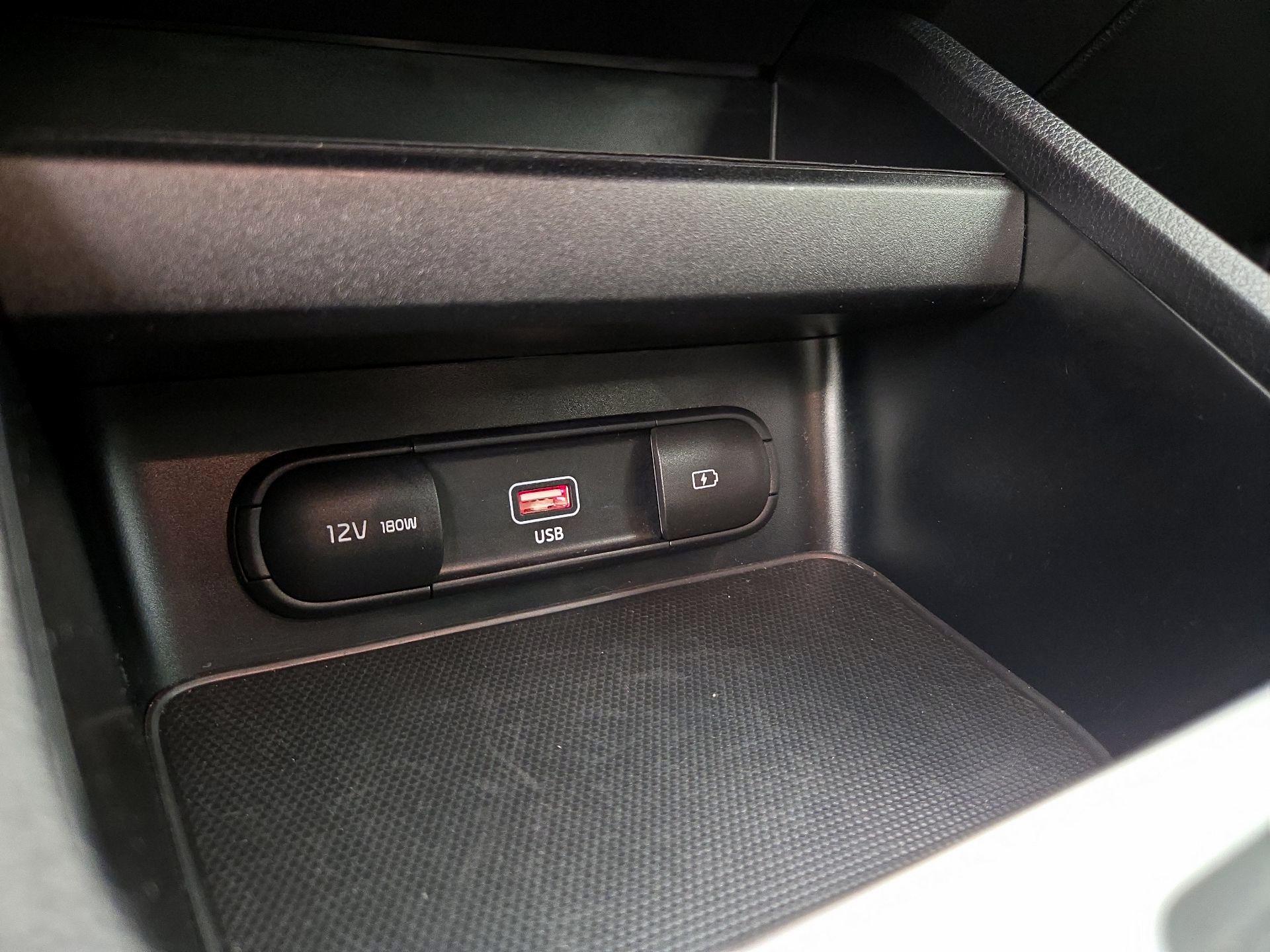 Thumbnail: 2024 Kia Forte - 18