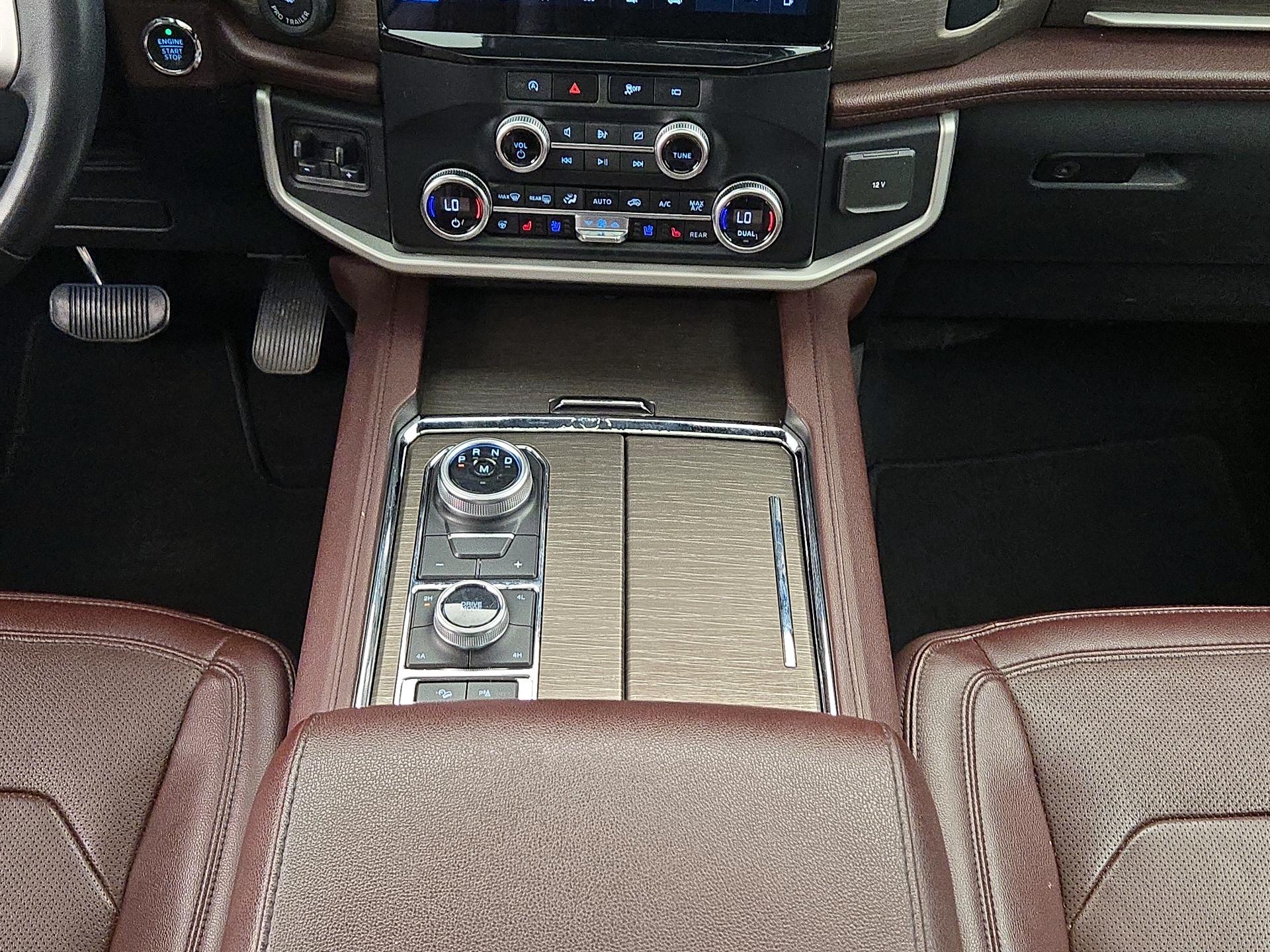 Thumbnail: 2023 Ford Expedition - 18