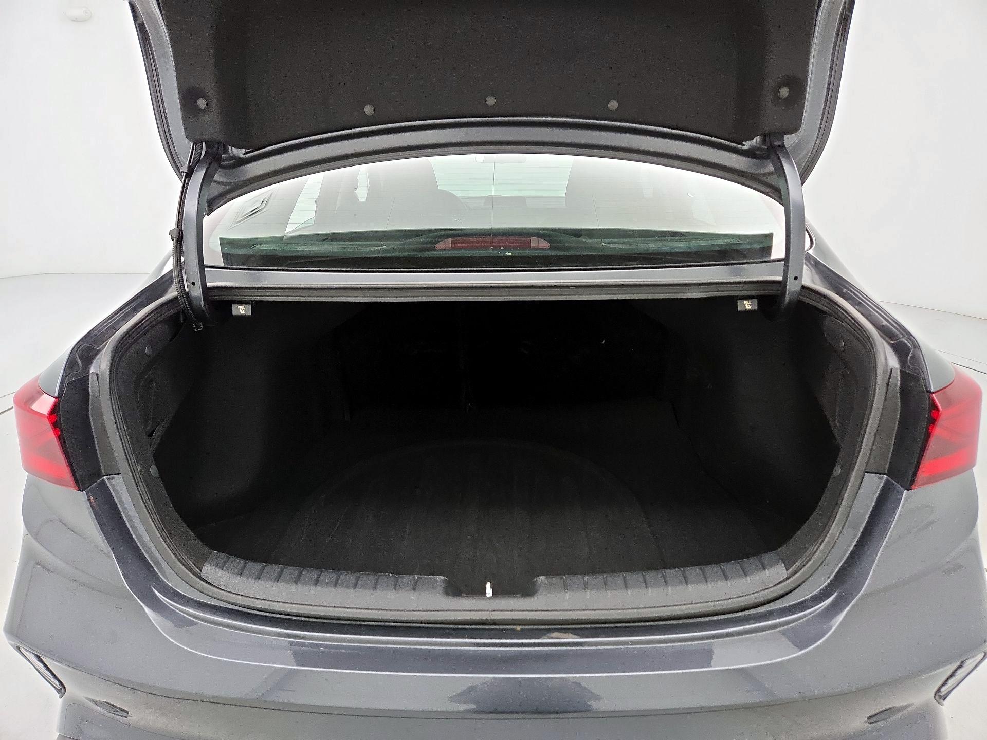 Thumbnail: 2024 Kia Forte - 20