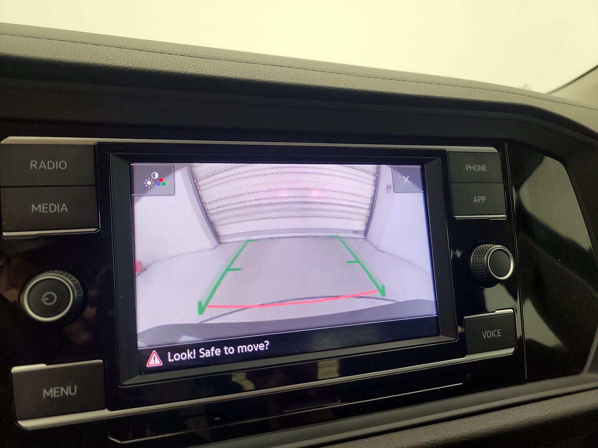 Thumbnail: 2024 Volkswagen Jetta - 14