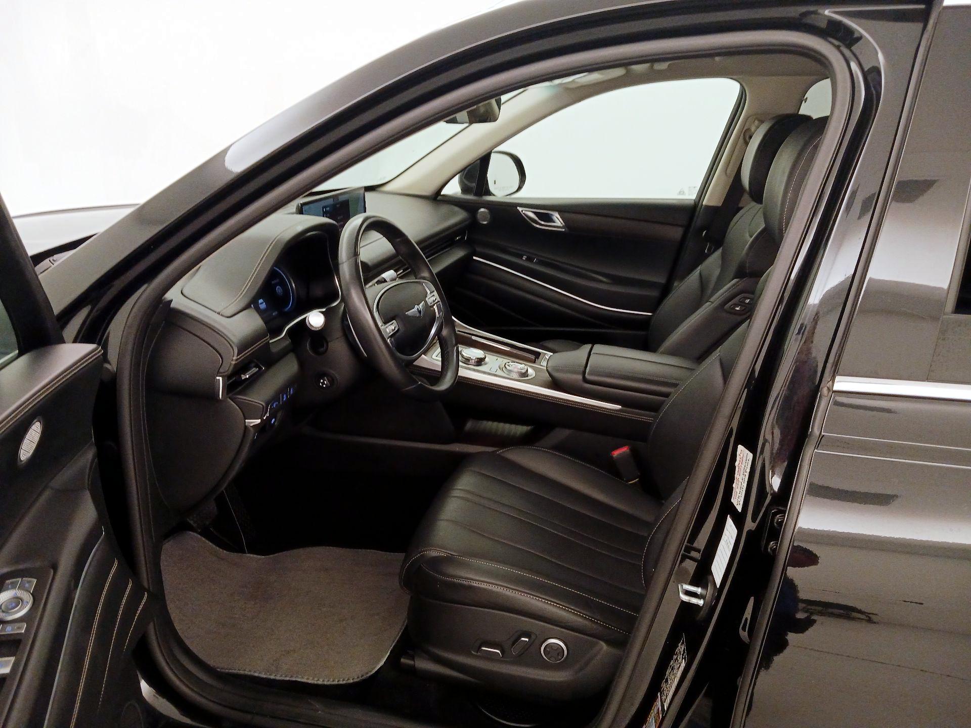 Thumbnail: 2024 Genesis GV80 - 11