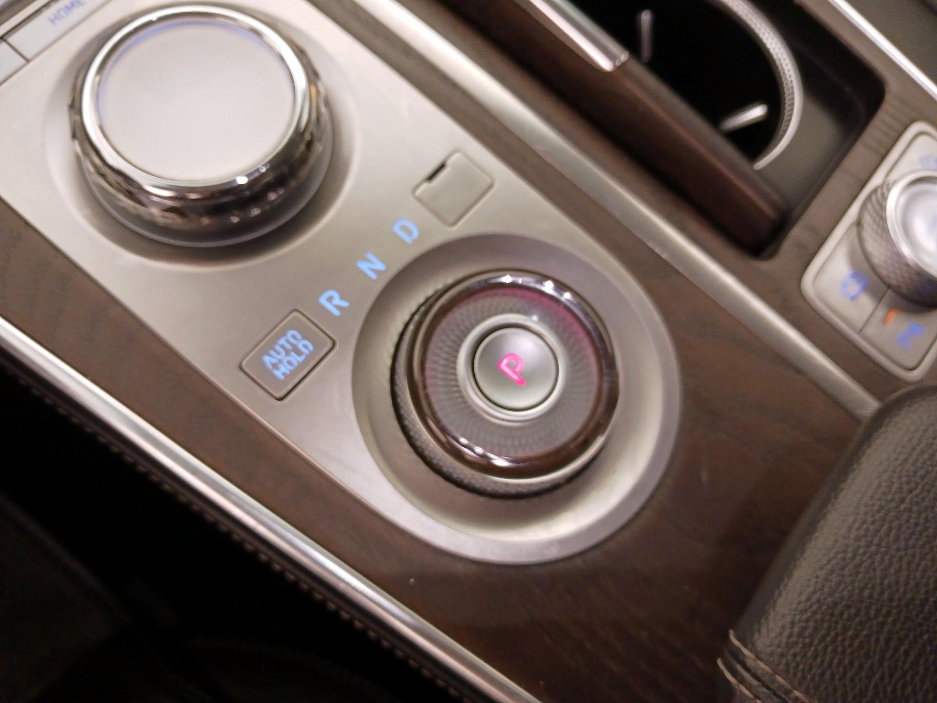 Thumbnail: 2024 Genesis GV80 - 18