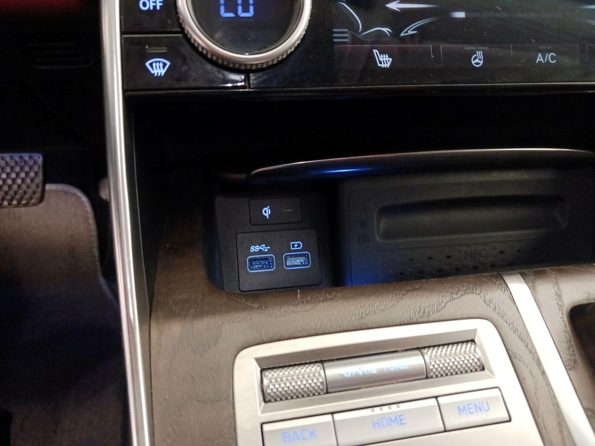 Thumbnail: 2024 Genesis GV80 - 19