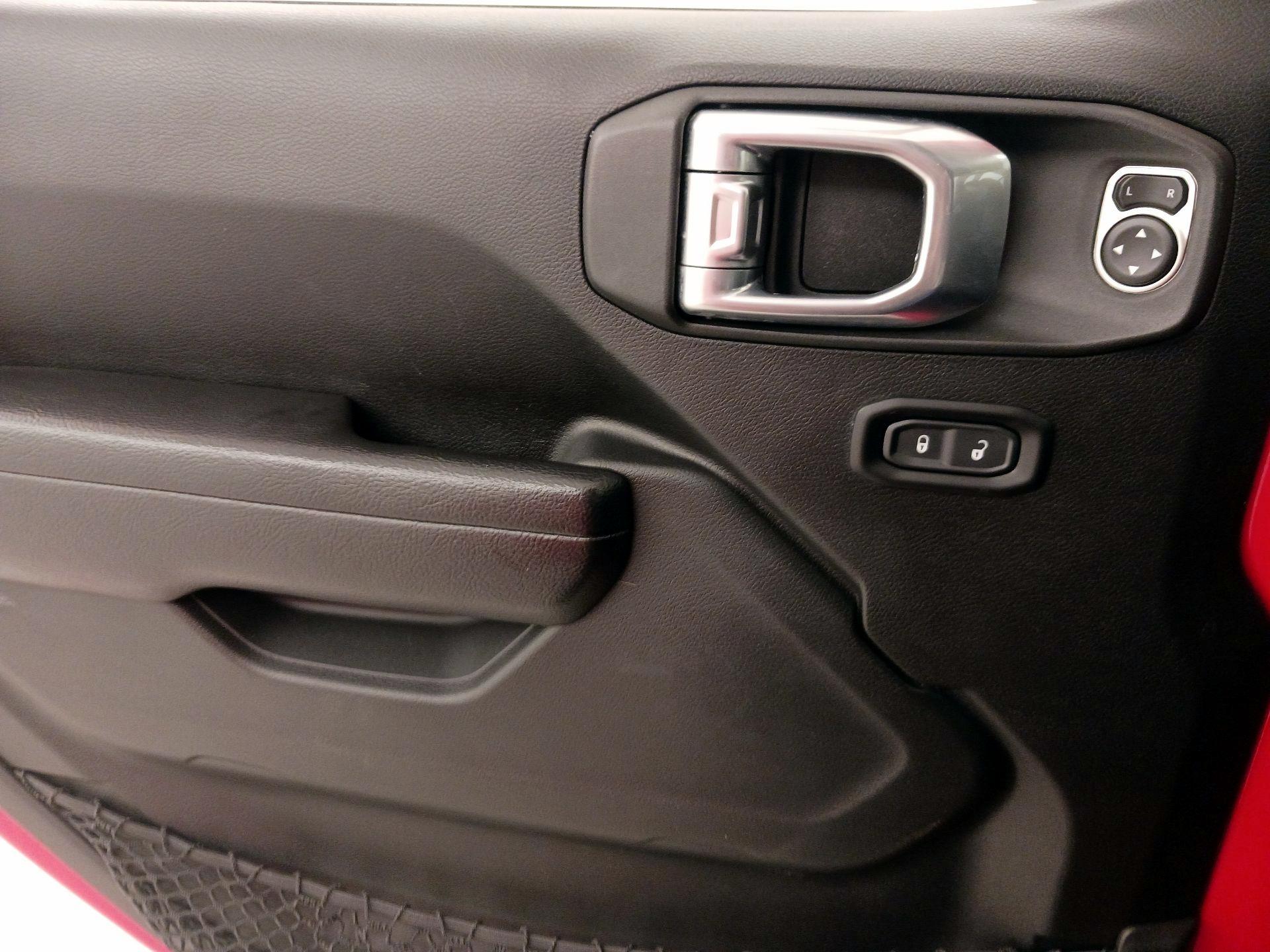 Thumbnail: 2022 Jeep Gladiator - 12