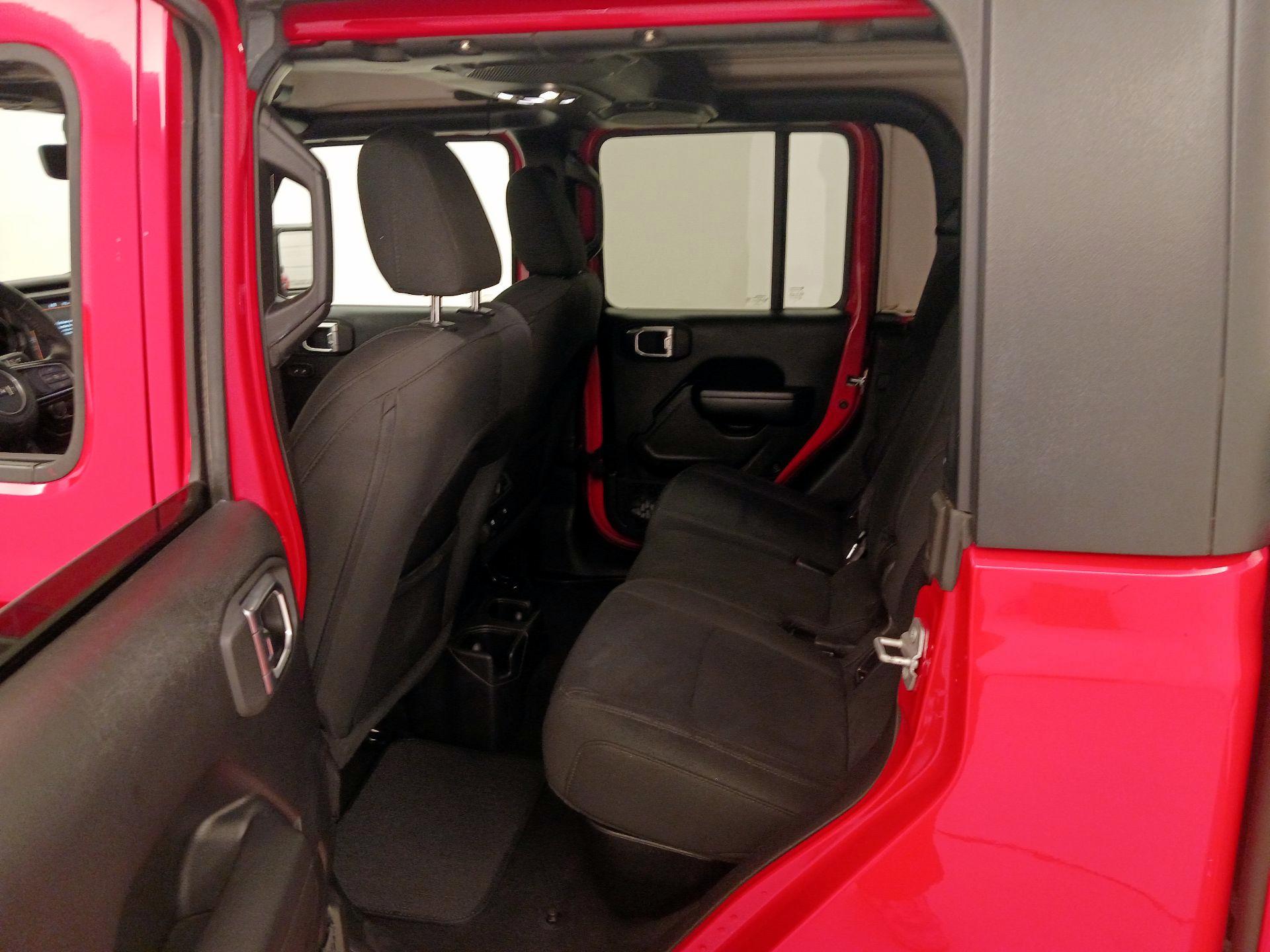 Thumbnail: 2022 Jeep Gladiator - 20