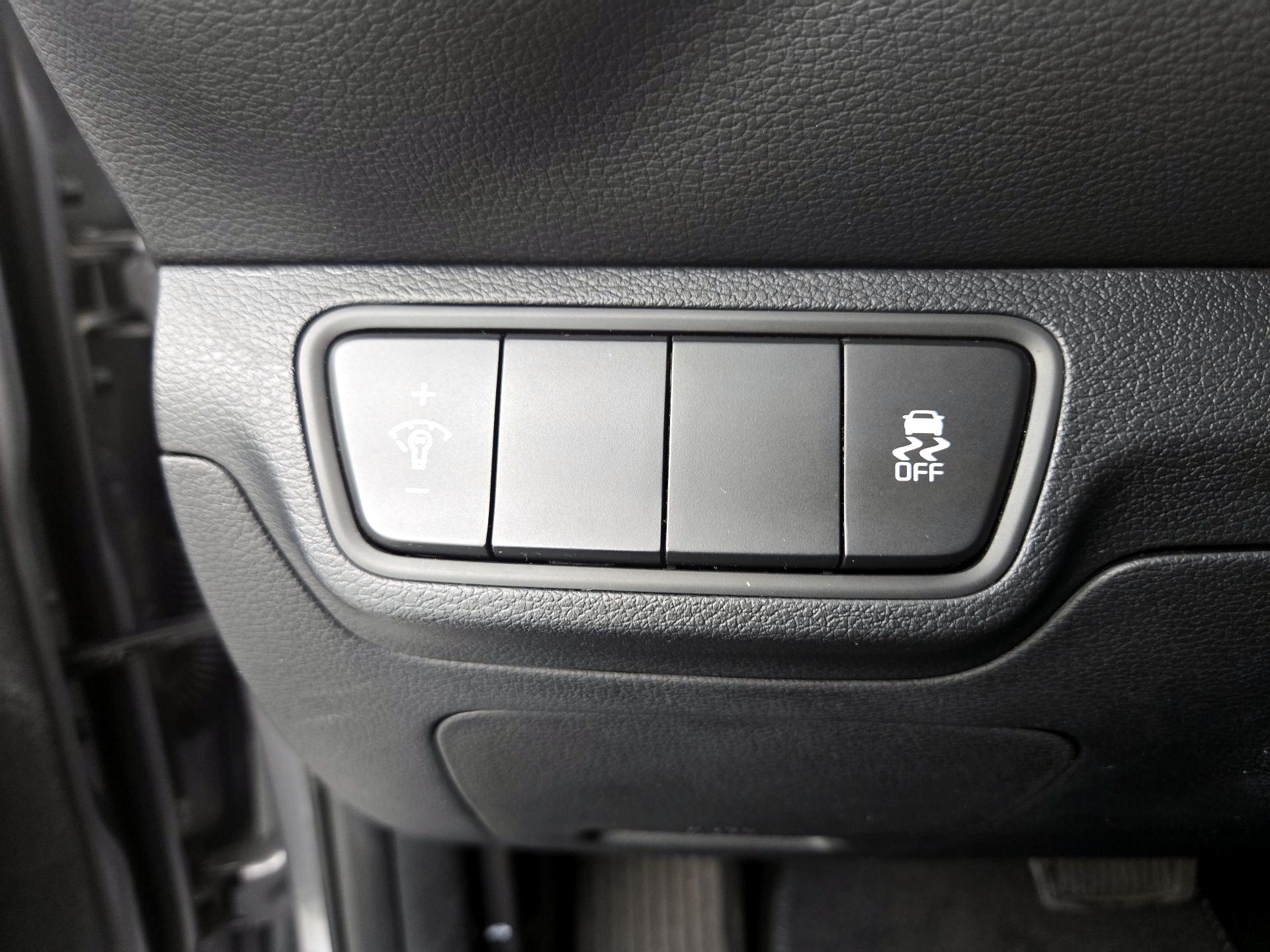 Thumbnail: 2024 Kia Forte - 13