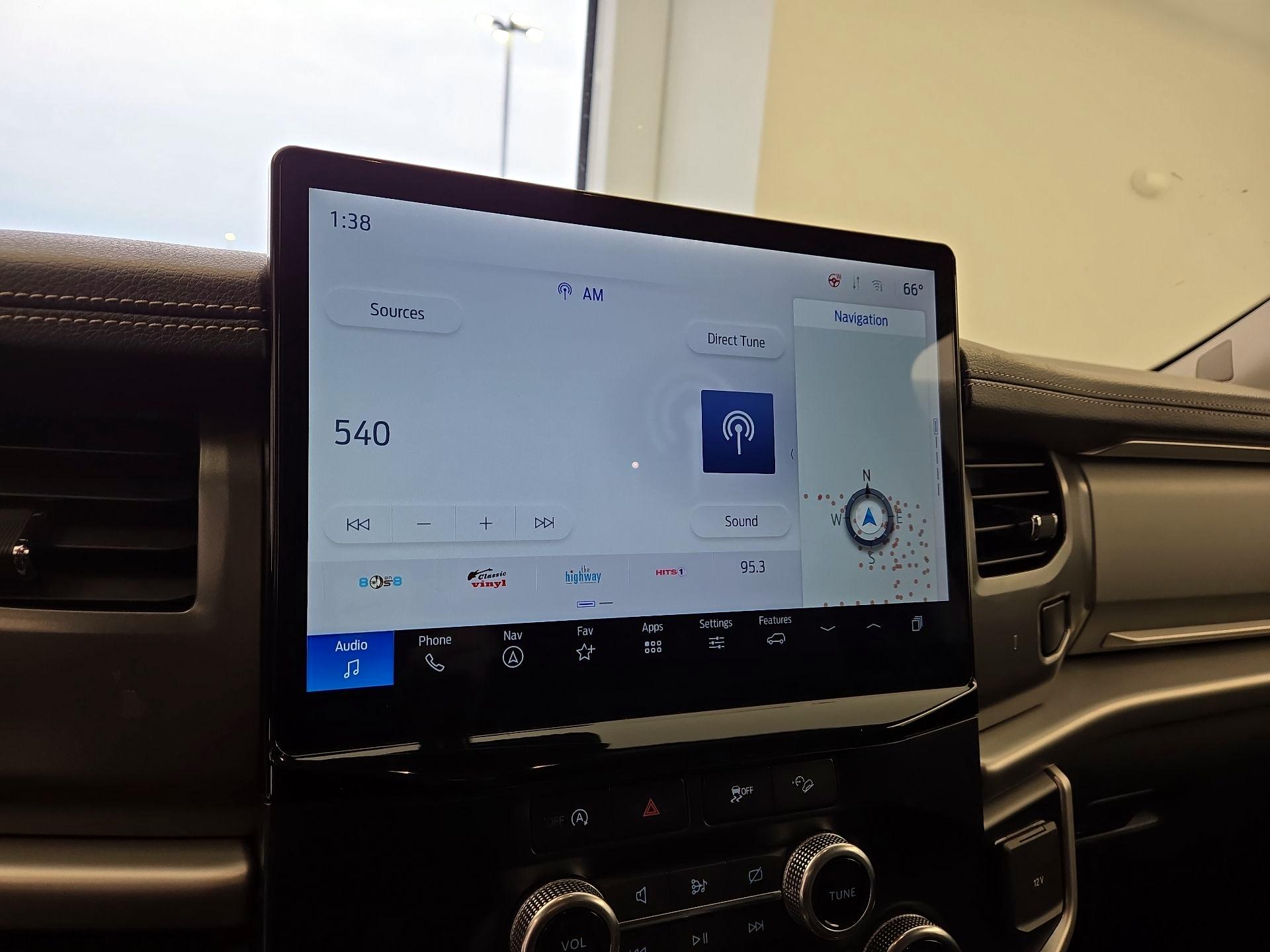 Thumbnail: 2024 Ford Expedition - 16