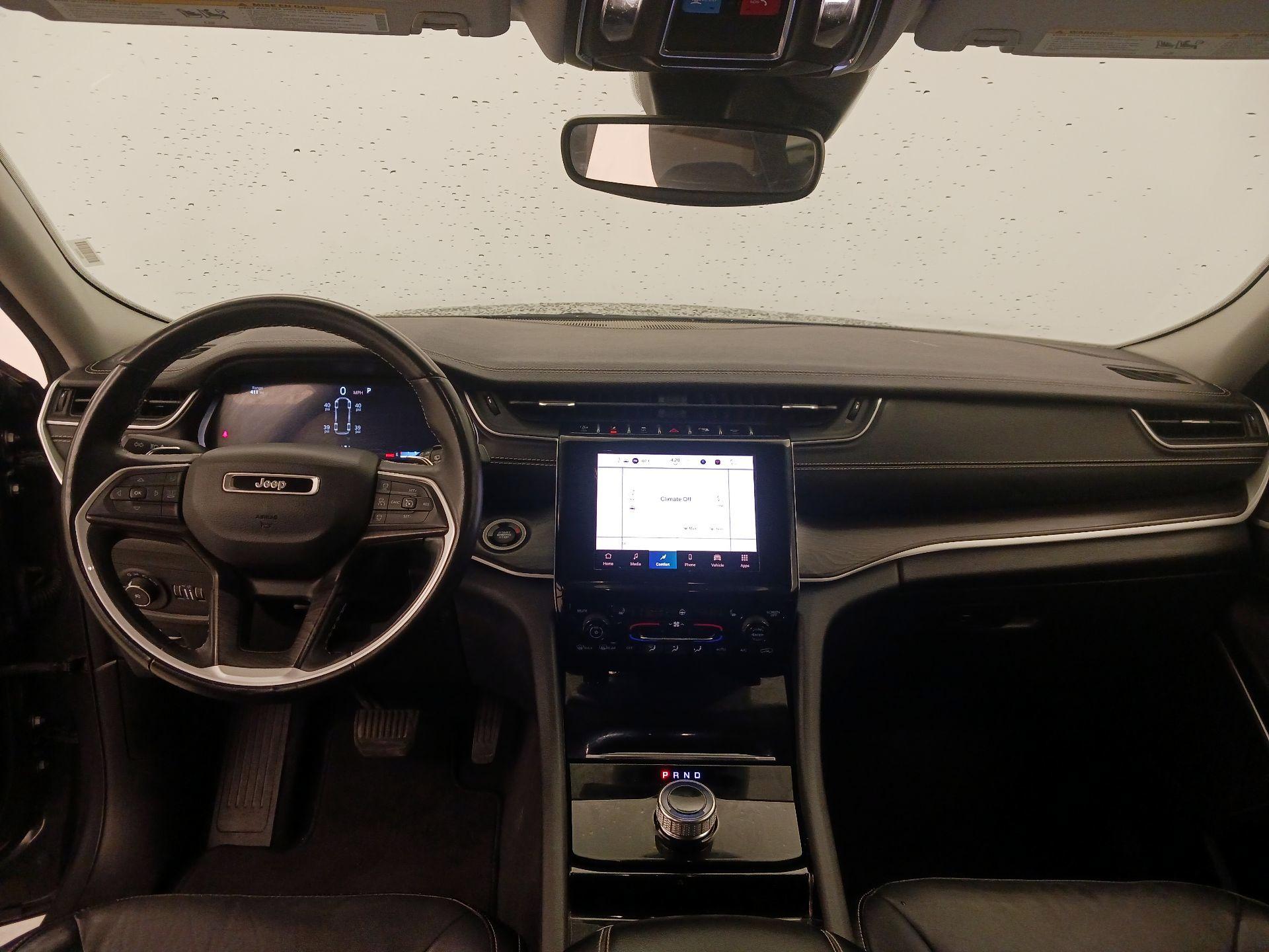 Thumbnail: 2022 Jeep Grand Cherokee - 9