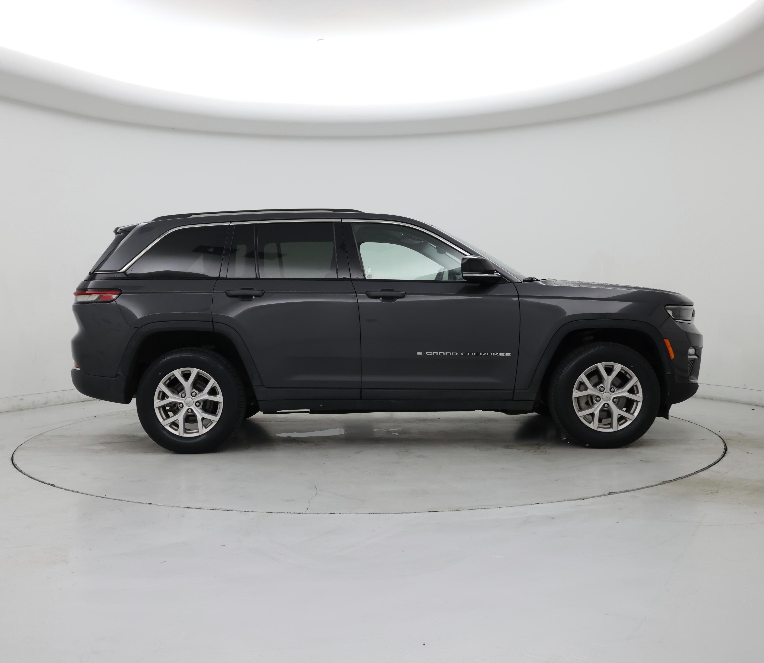 Thumbnail: 2022 Jeep Grand Cherokee - 7