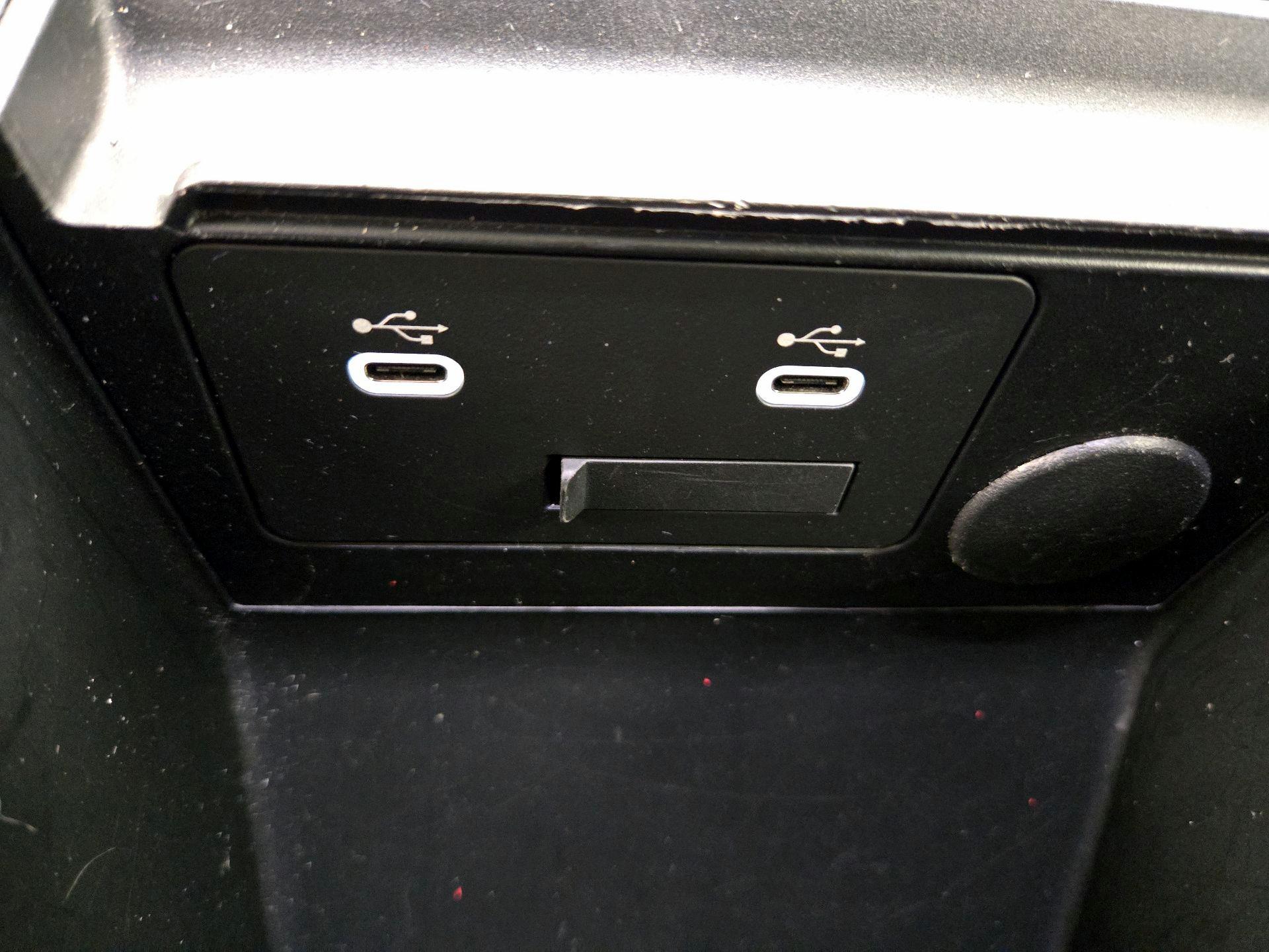 Thumbnail: 2024 Mazda Mazda3 - 18