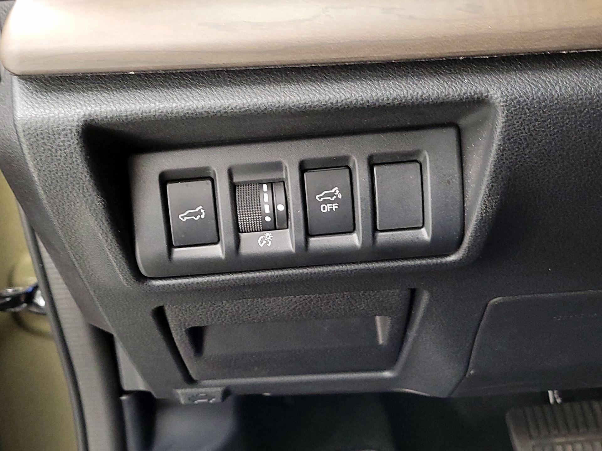 Thumbnail: 2023 Subaru Outback - 13