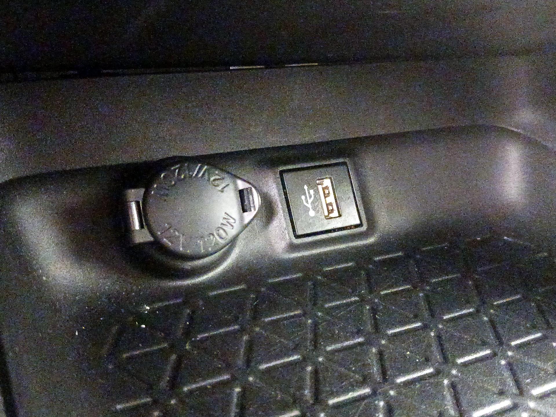 Thumbnail: 2024 Toyota RAV4 - 18