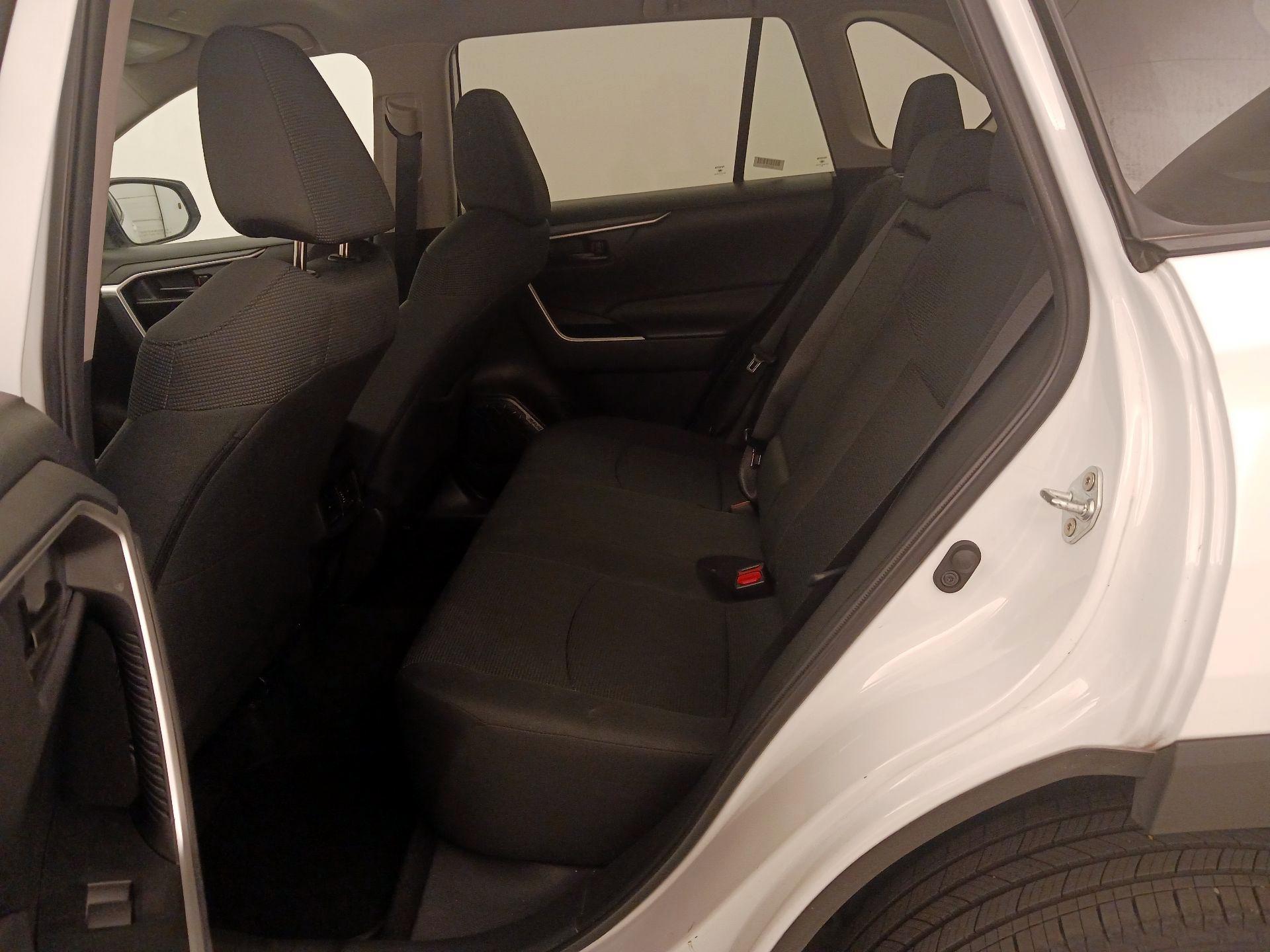 Thumbnail: 2024 Toyota RAV4 - 19