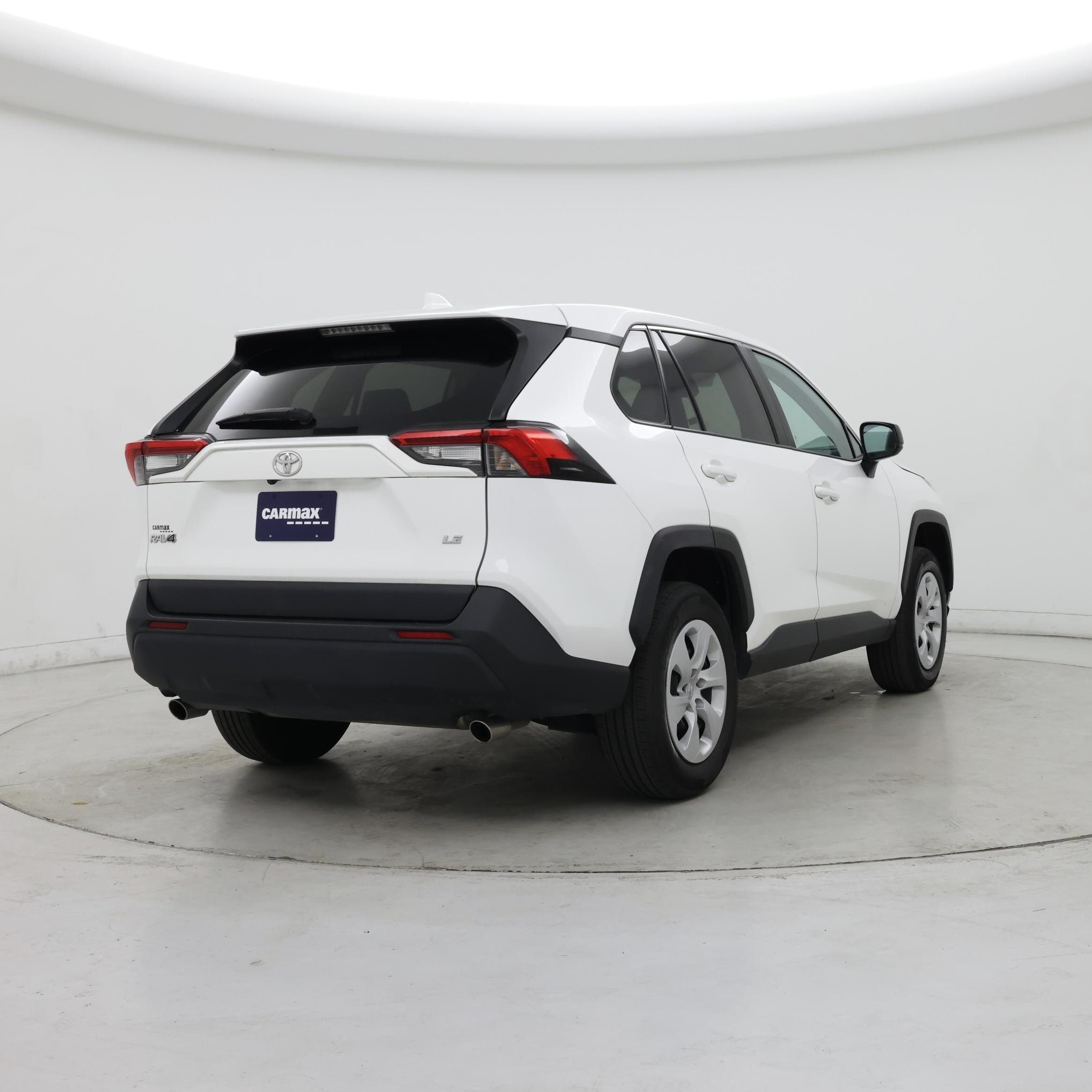 Thumbnail: 2024 Toyota RAV4 - 8