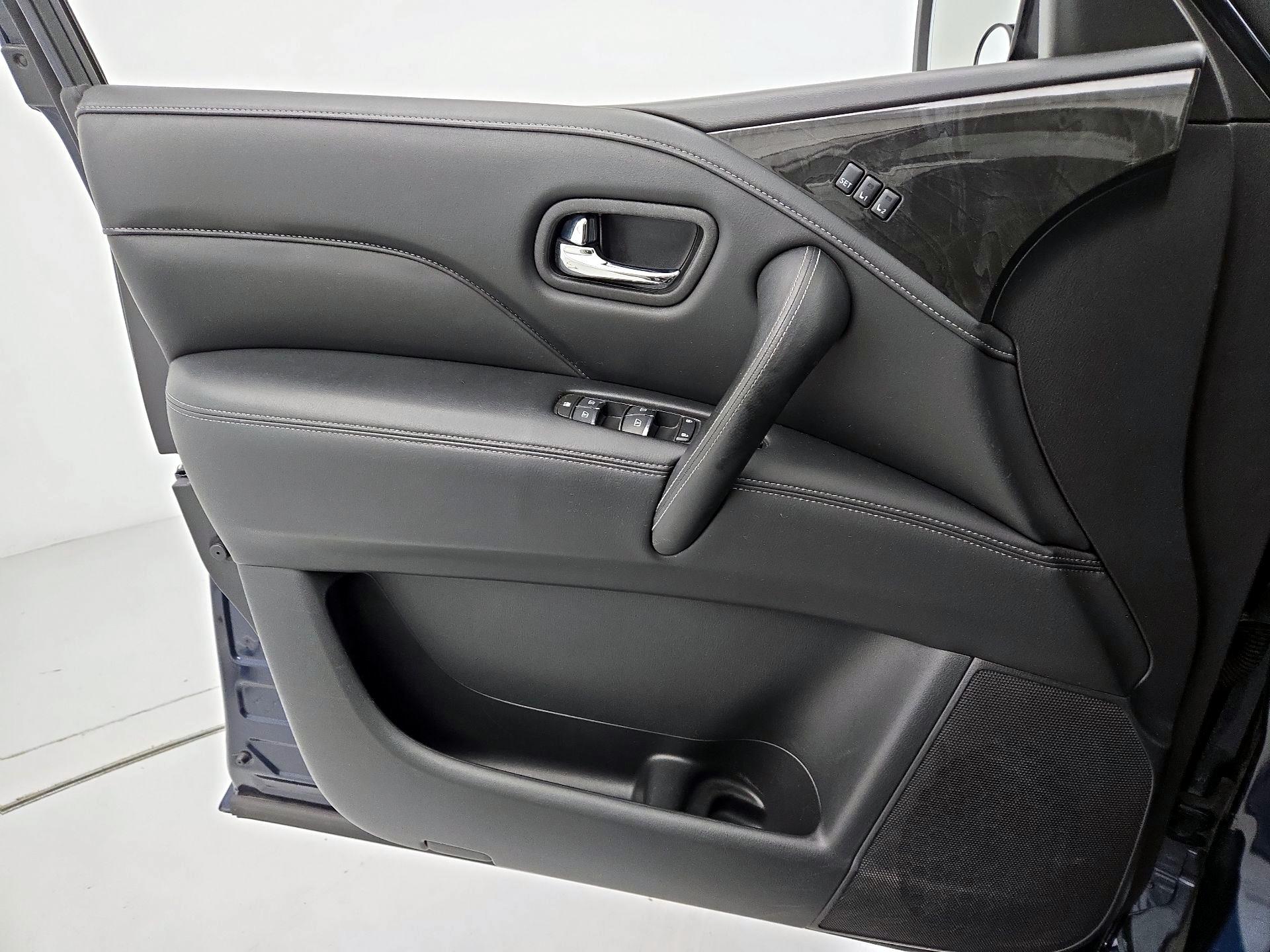 Thumbnail: 2024 INFINITI QX80 - 12