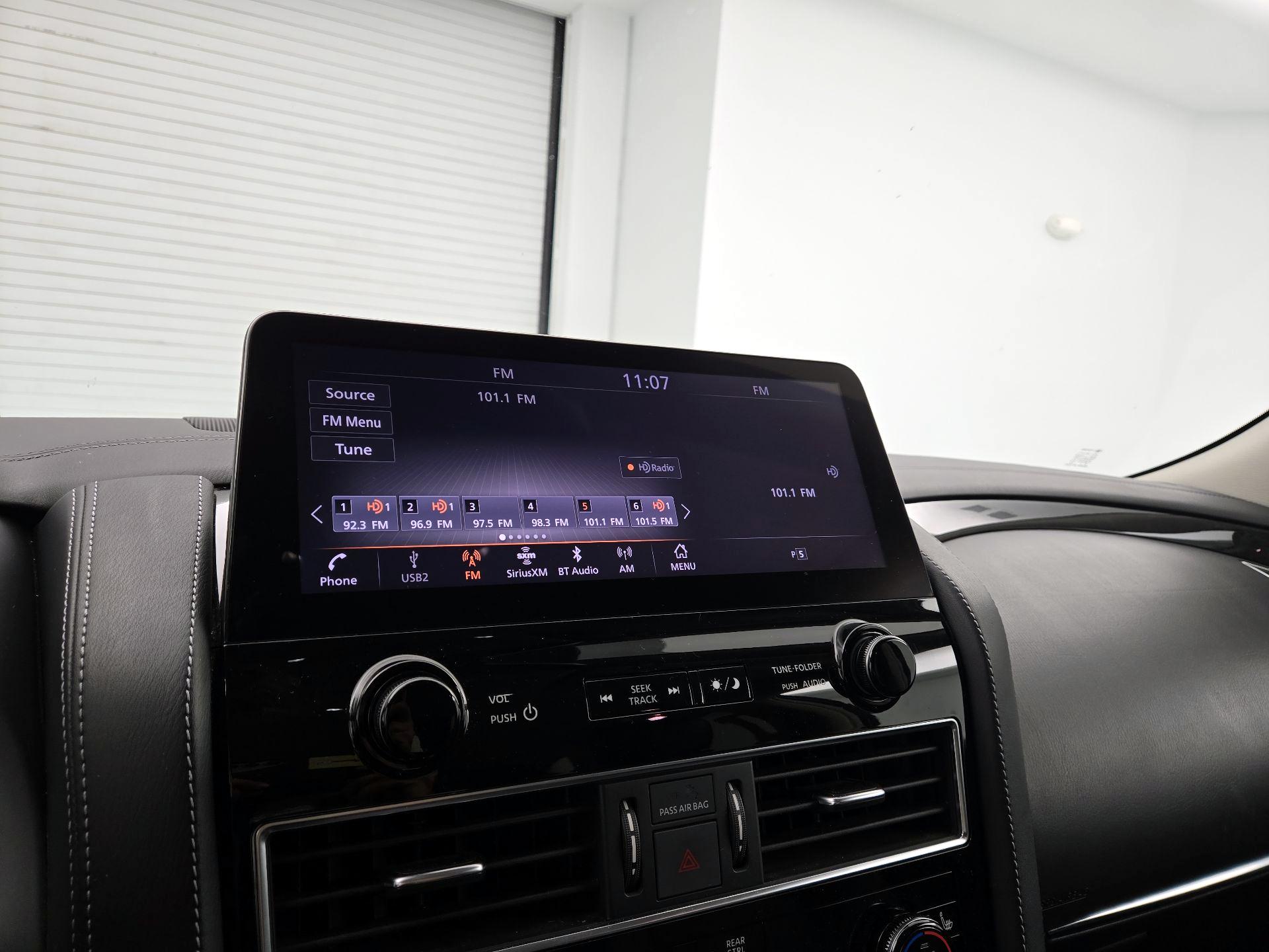 Thumbnail: 2024 INFINITI QX80 - 16