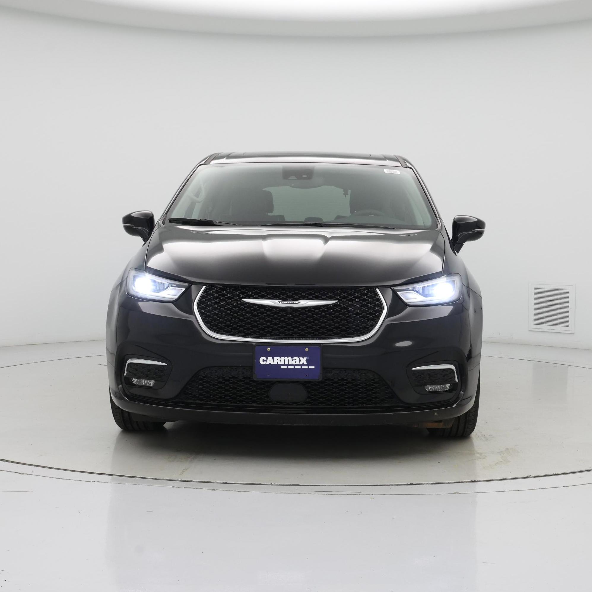 Thumbnail: 2024 Chrysler Pacifica - 5