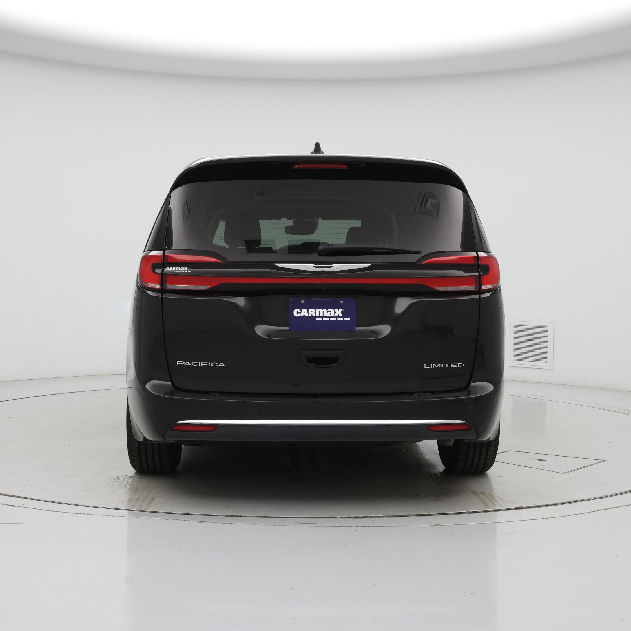 Thumbnail: 2024 Chrysler Pacifica - 6