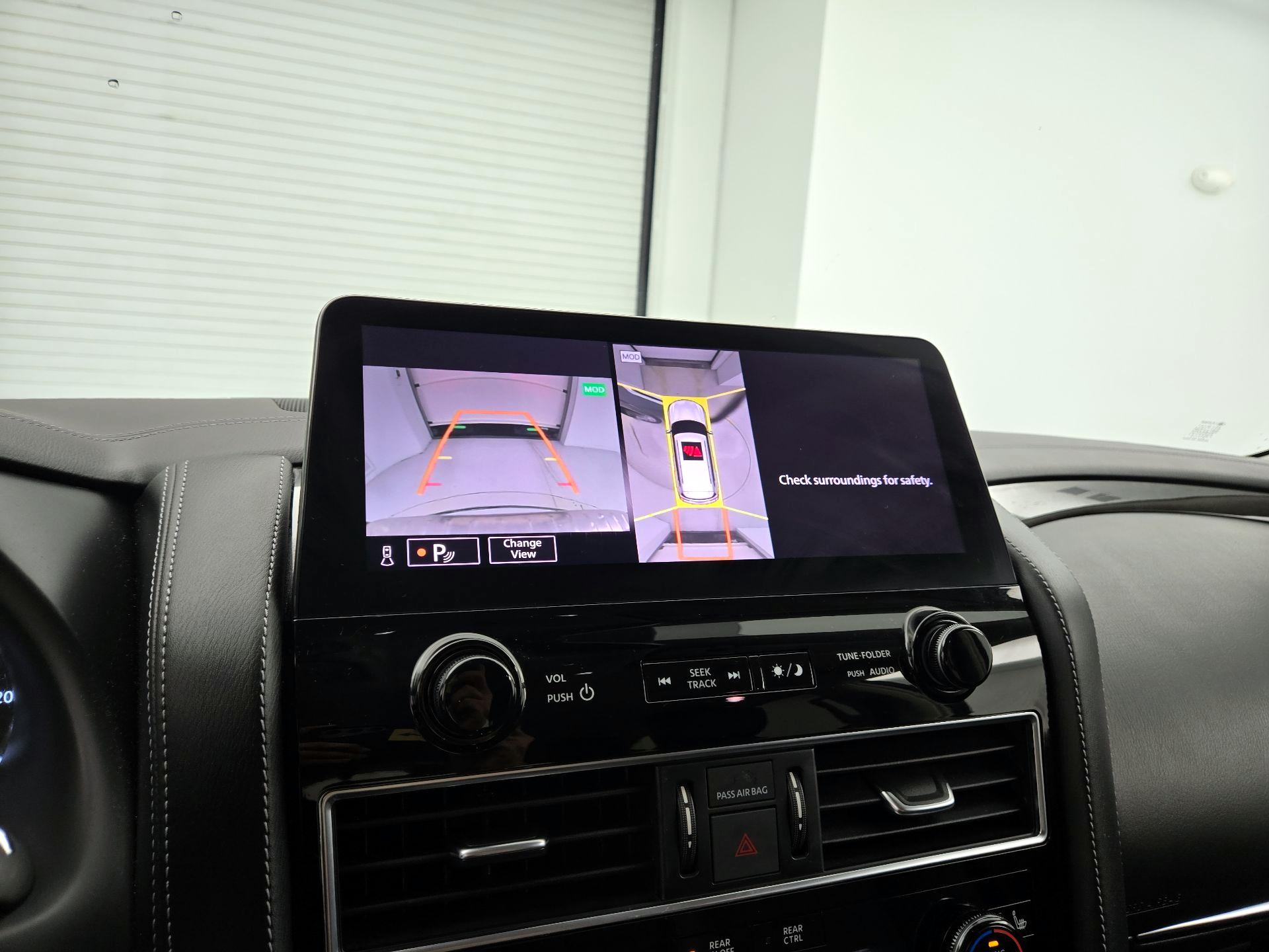 Thumbnail: 2024 INFINITI QX80 - 14