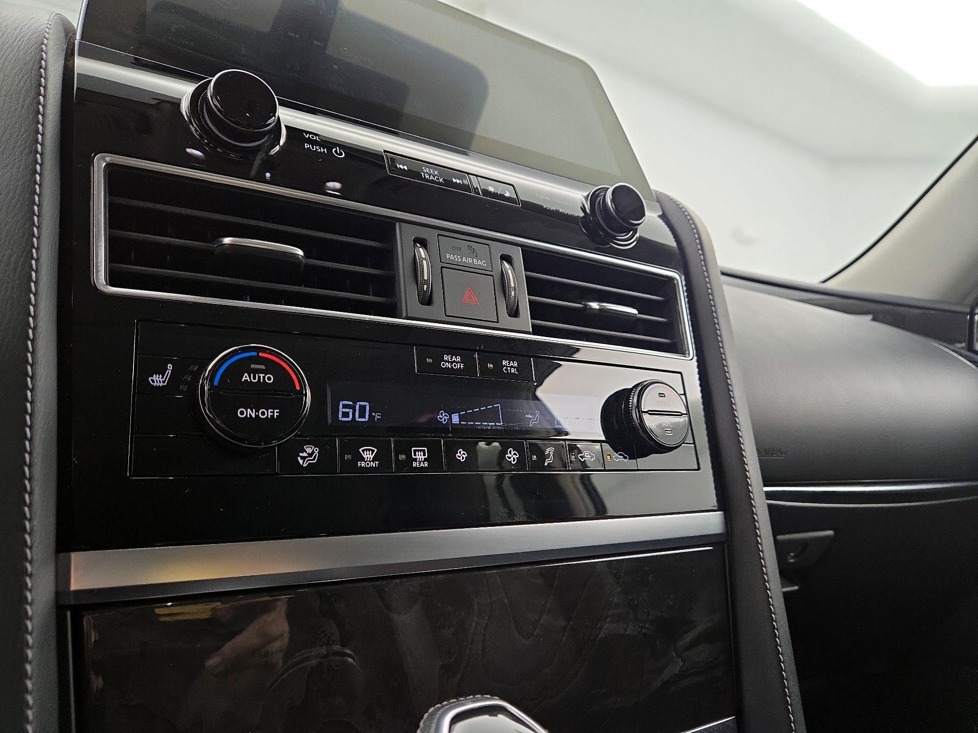 Thumbnail: 2024 INFINITI QX80 - 17