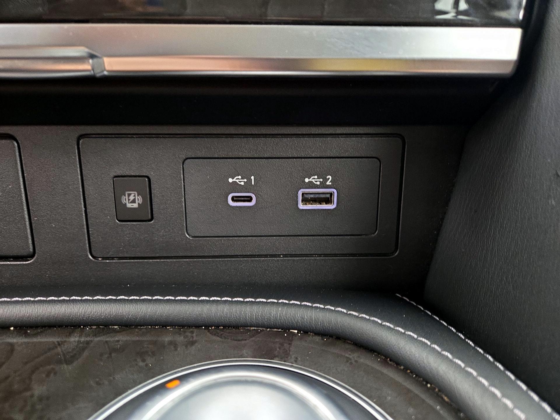 Thumbnail: 2024 INFINITI QX80 - 19